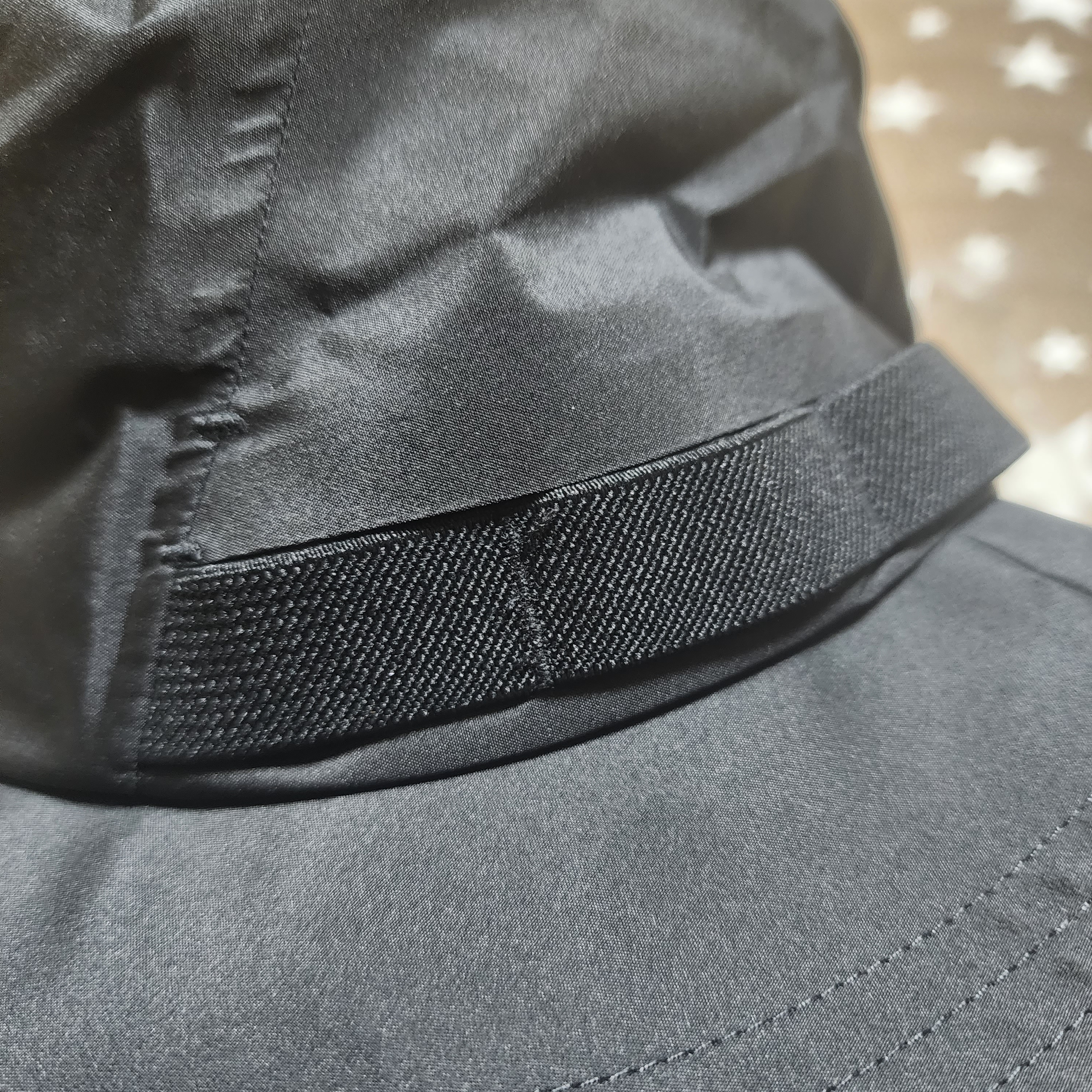 Nike ACG Apex Bucket Hat Black 착용 스타일 - 3