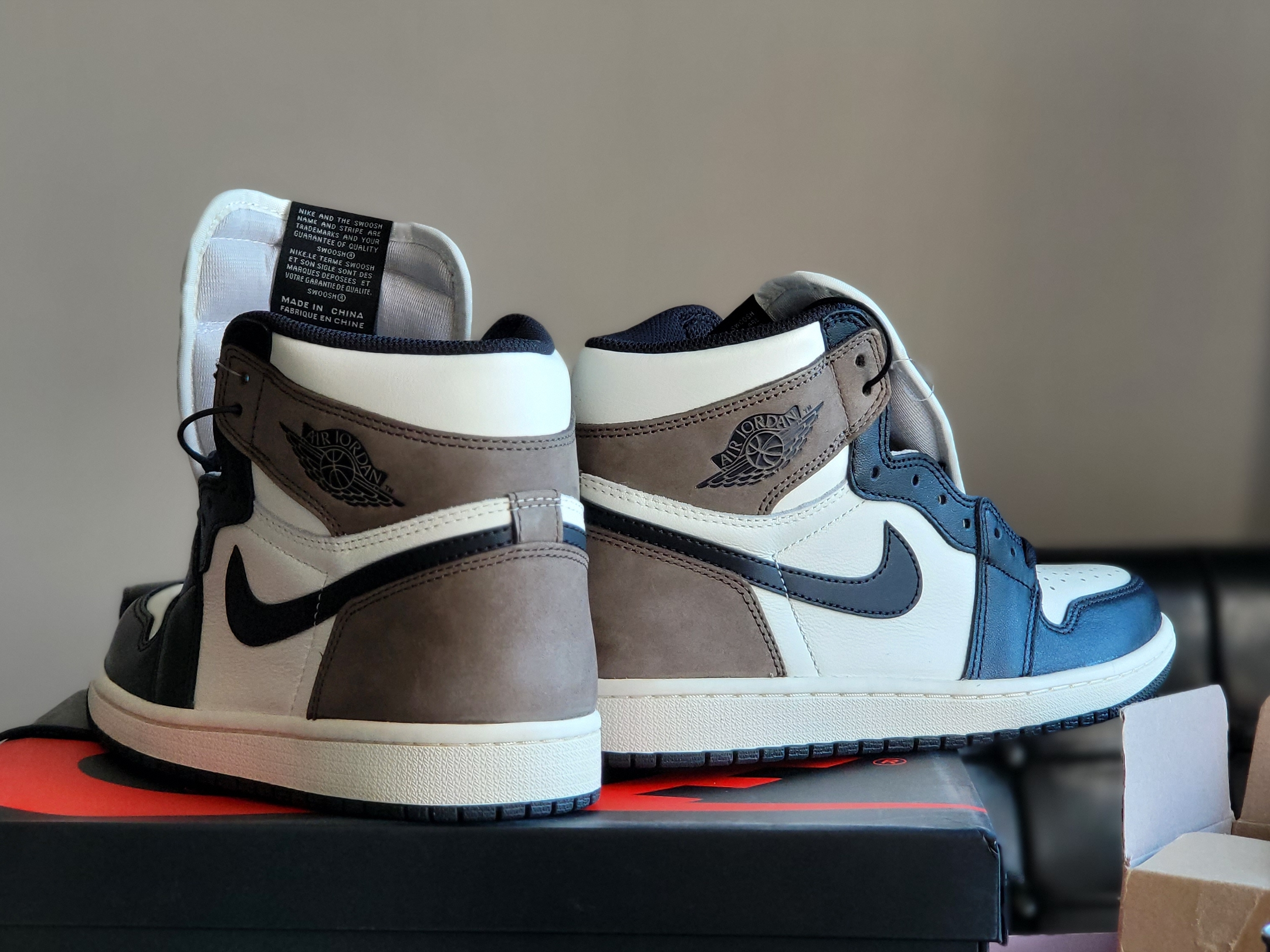 Jordan 1 Retro High OG Black Mocha 착용 스타일