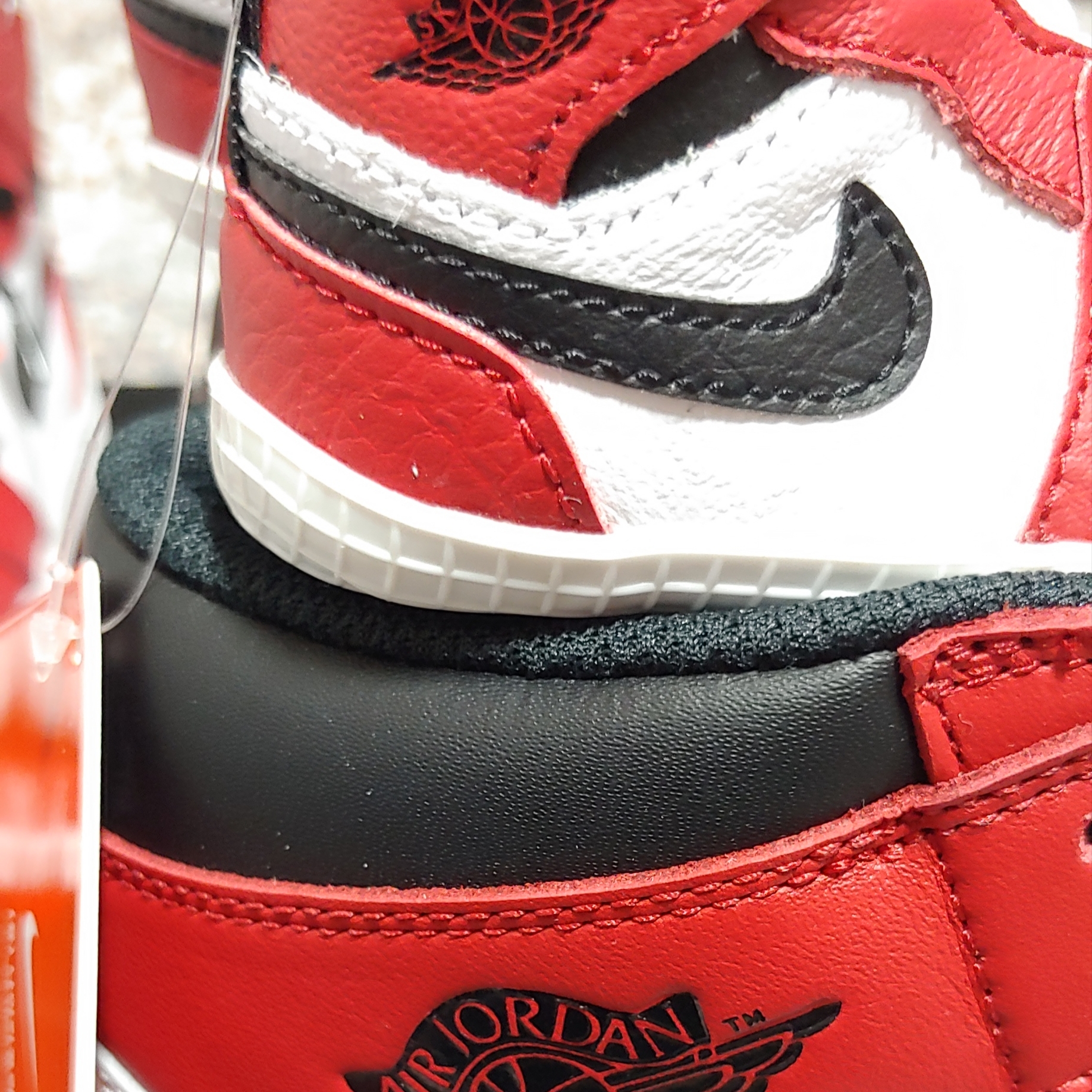 Jordan 1 Retro High OG Chicago 2015, (GS) Jordan 1 Retro High OG Chicago 2015 착용 스타일 - 3