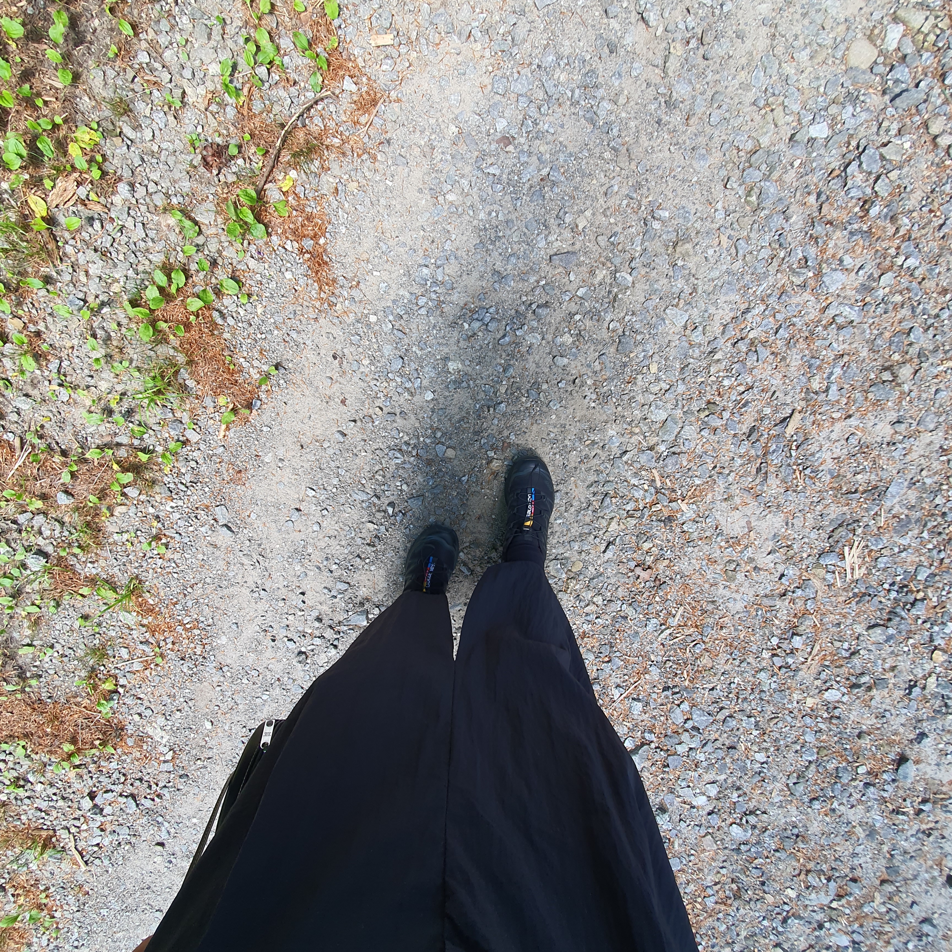 Salomon XT-6 ADV Black 착용 스타일
