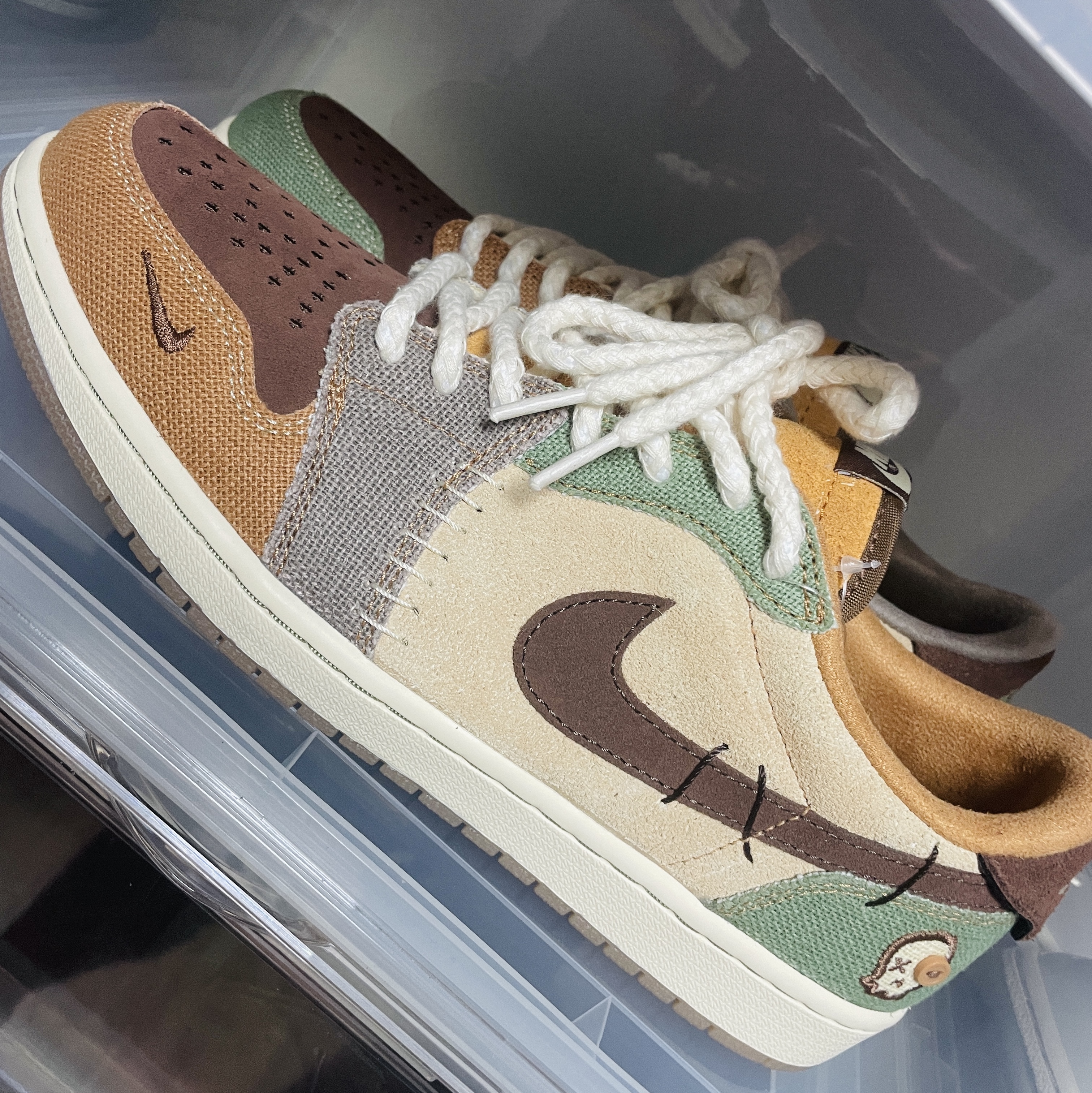 Jordan 1 x Zion Williamson Retro Low OG Flax and Oil Green 착용 스타일
