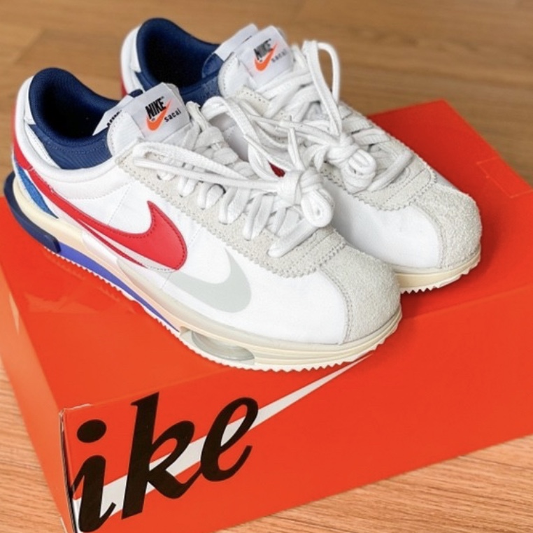 Nike x Sacai Zoom Cortez SP White and University Red 착용 스타일