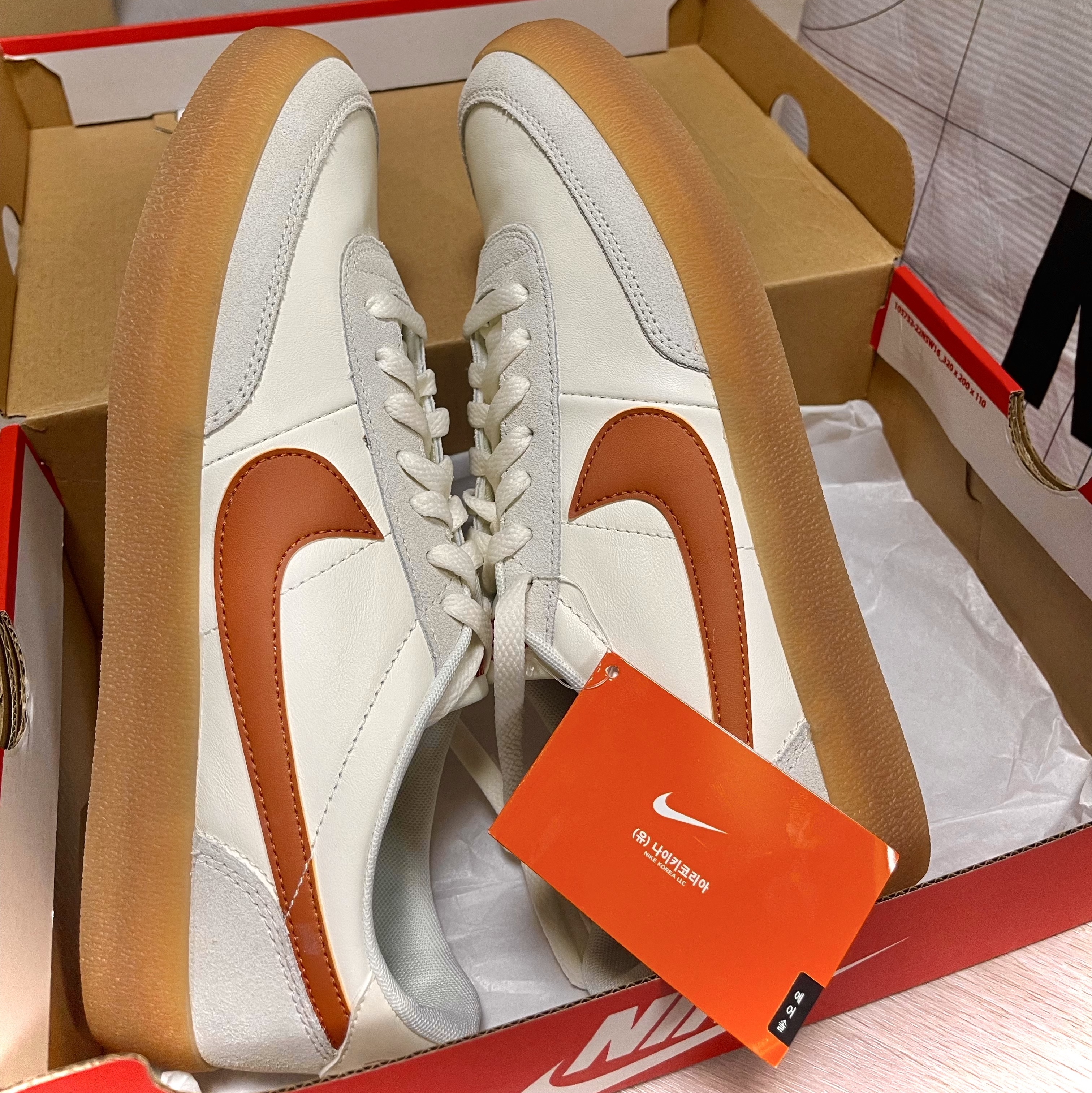 Nike Killshot 2 Leather Sail Desert Orange 착용 스타일 - 2