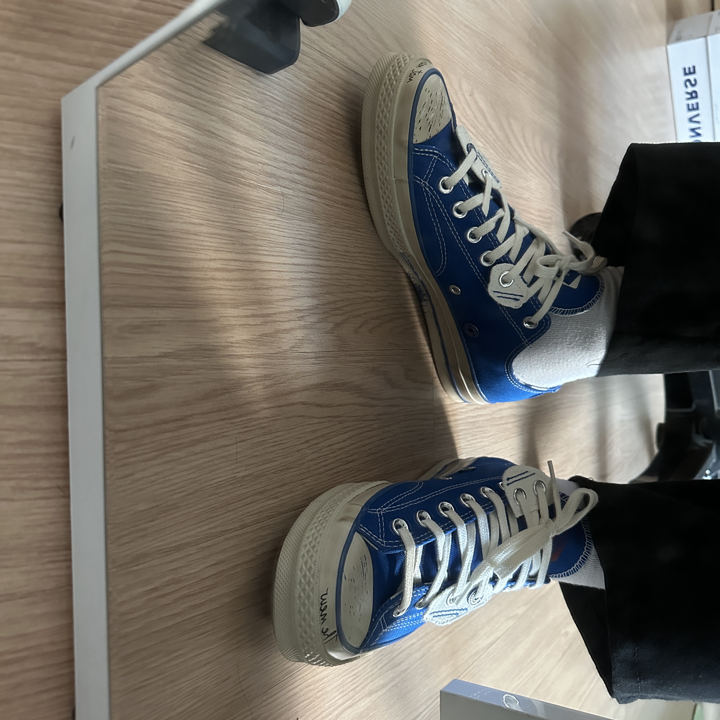 Converse x Ader Error Chuck 70 Ox Imperial Blue 착용 스타일 - 4