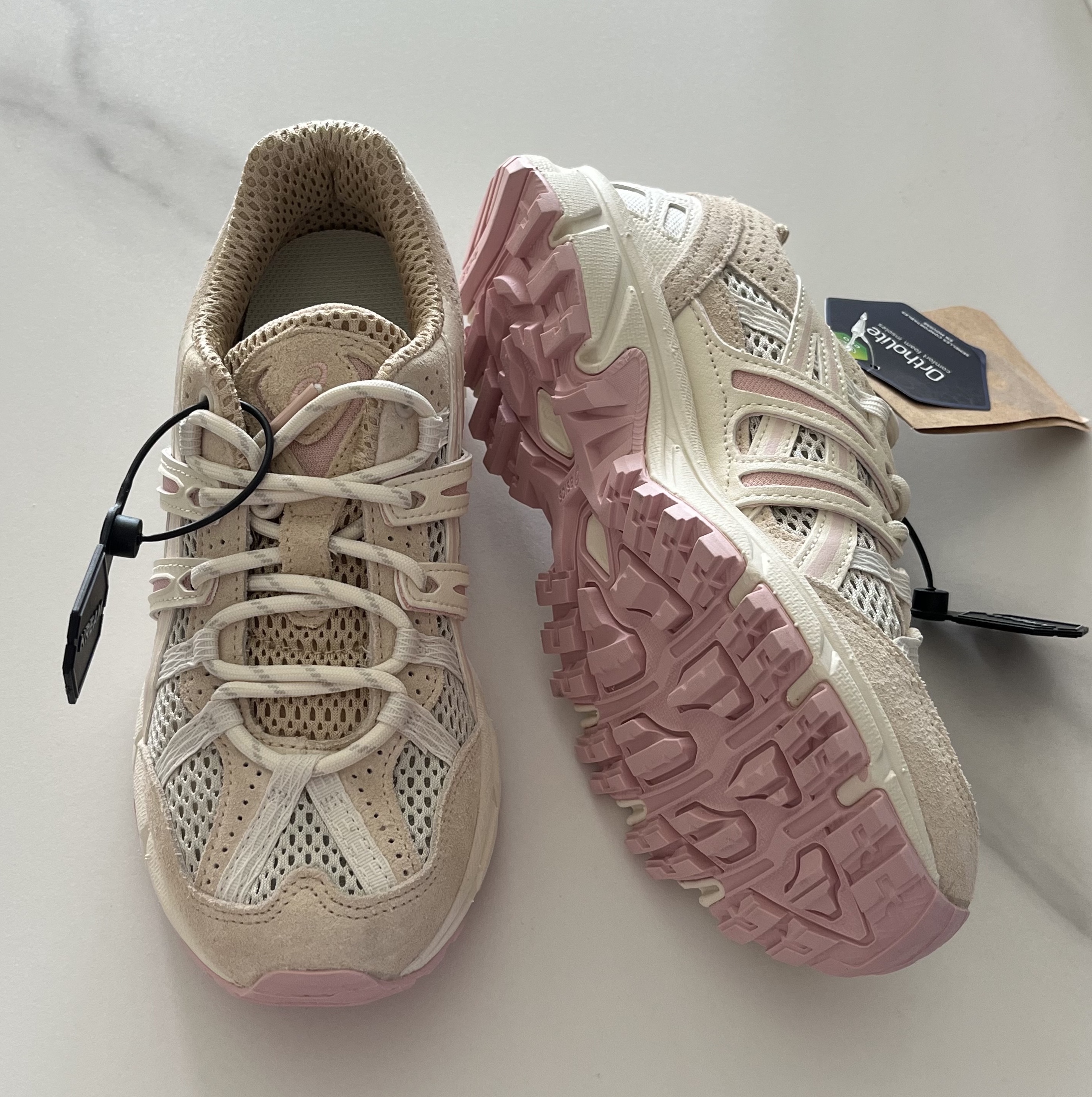 (W) Asics Gel-Sonoma 15-50 Smoke Grey Cream 착용 스타일 - 2