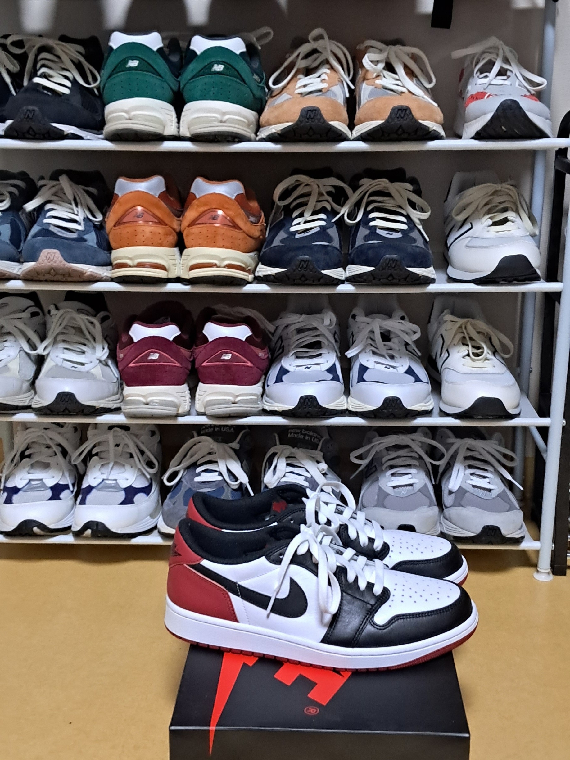 Jordan 1 Retro Low OG Black Toe 착용 스타일 - 1