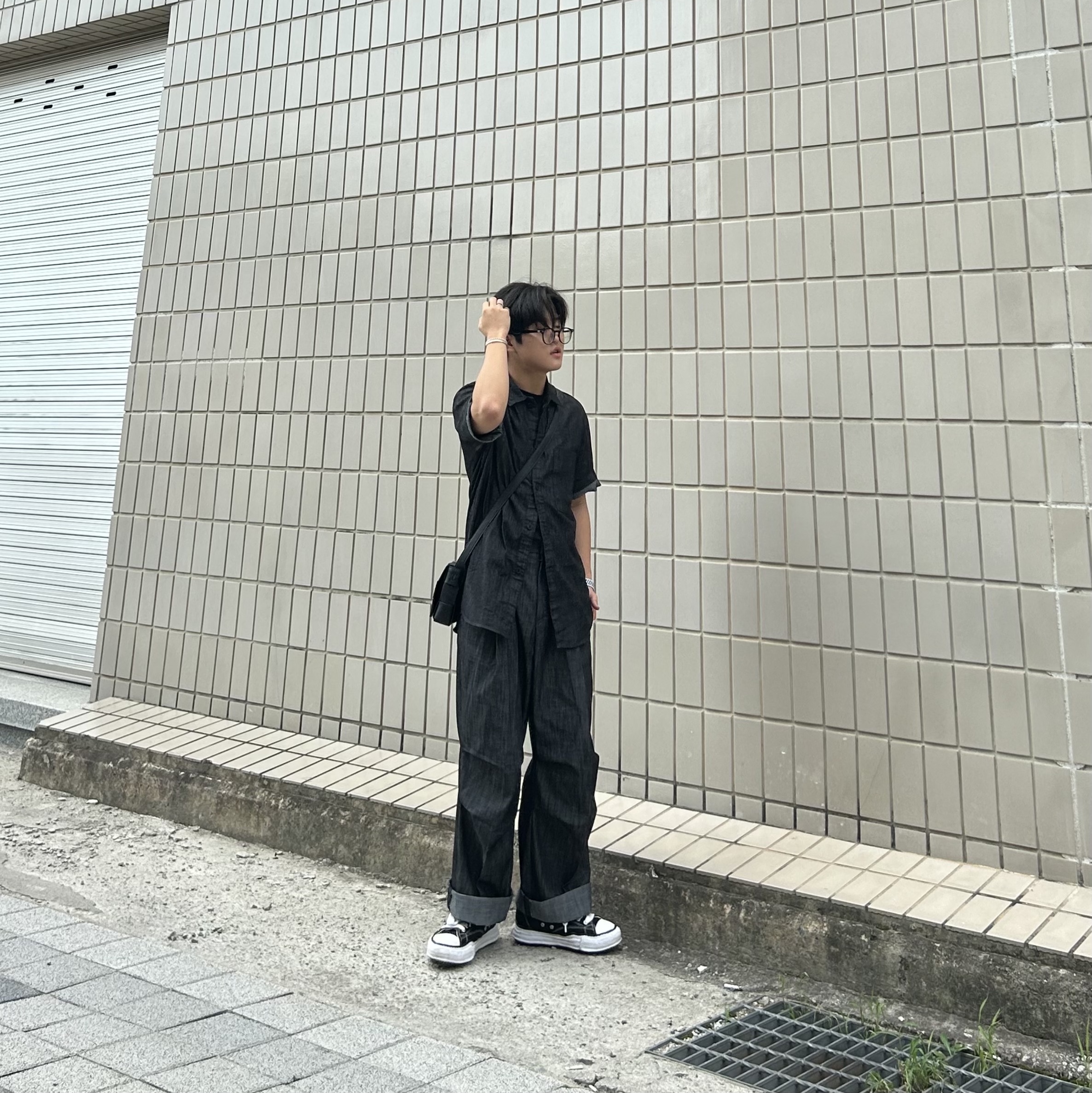 Maison Mihara Yasuhiro Peterson OG Sole Canvas Low Sneakers Black 착용 스타일 - 1