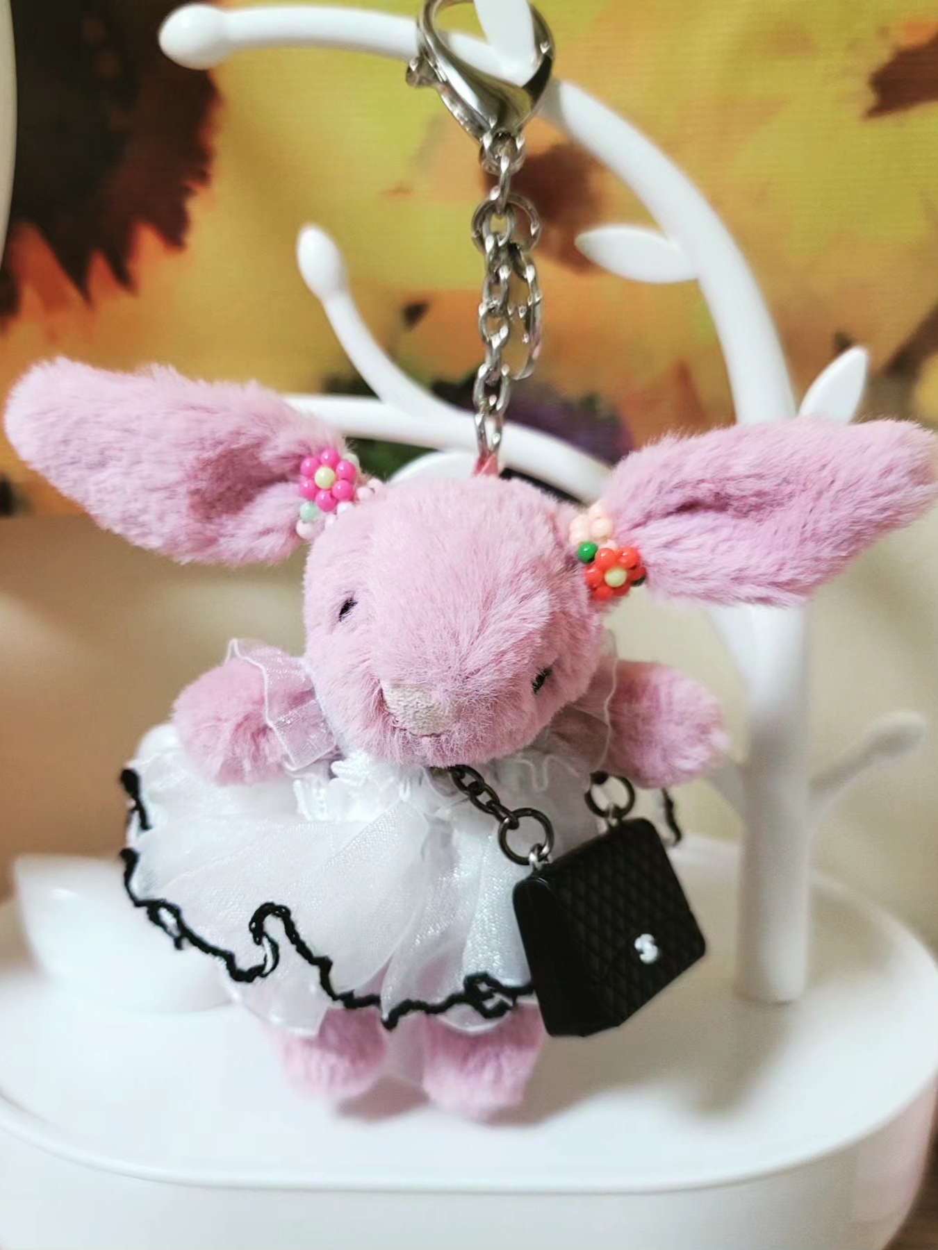 Jellycat Bashful Bunny Bag Charm Tulip, (W) Rockfishweatherwear x Sinoon Wisley Scrunch Flat Silver 착용 스타일 - 3