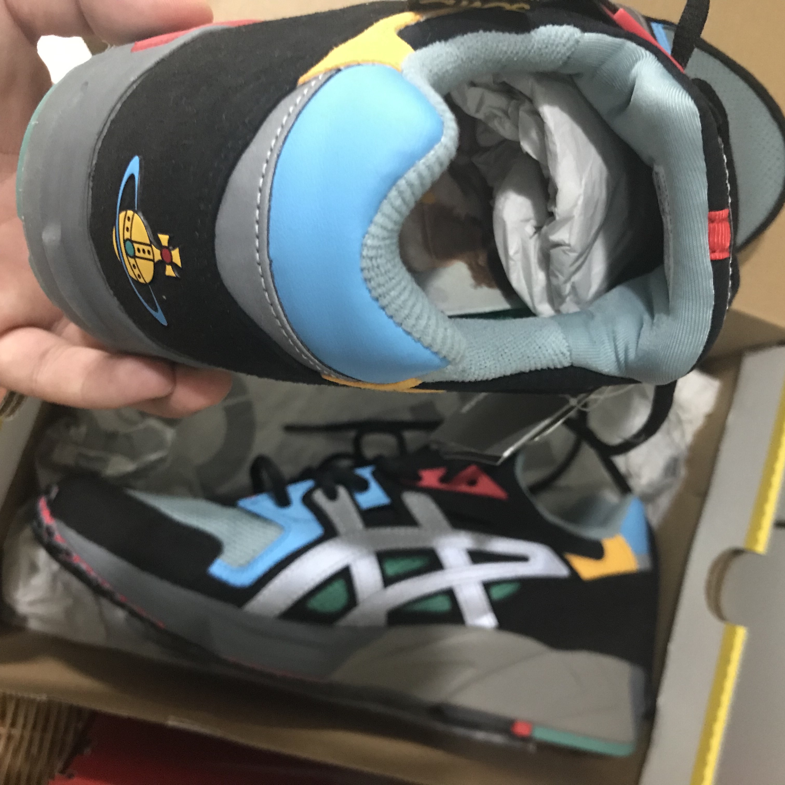 Asics x Vivienne Westwood Gel-DS Trainer 착용 스타일