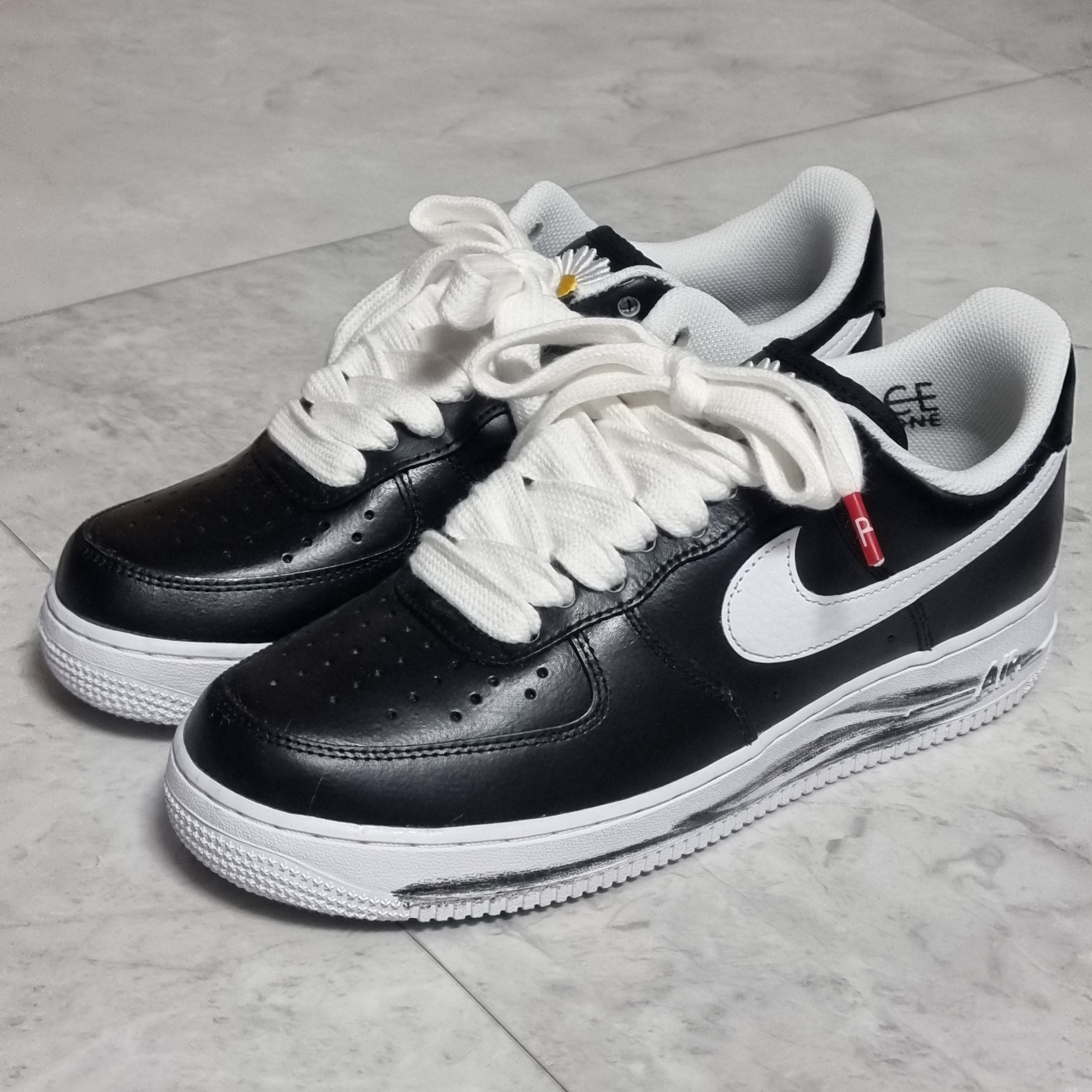 Nike x Peaceminusone Air Force 1 Low Para-Noise 착용 스타일