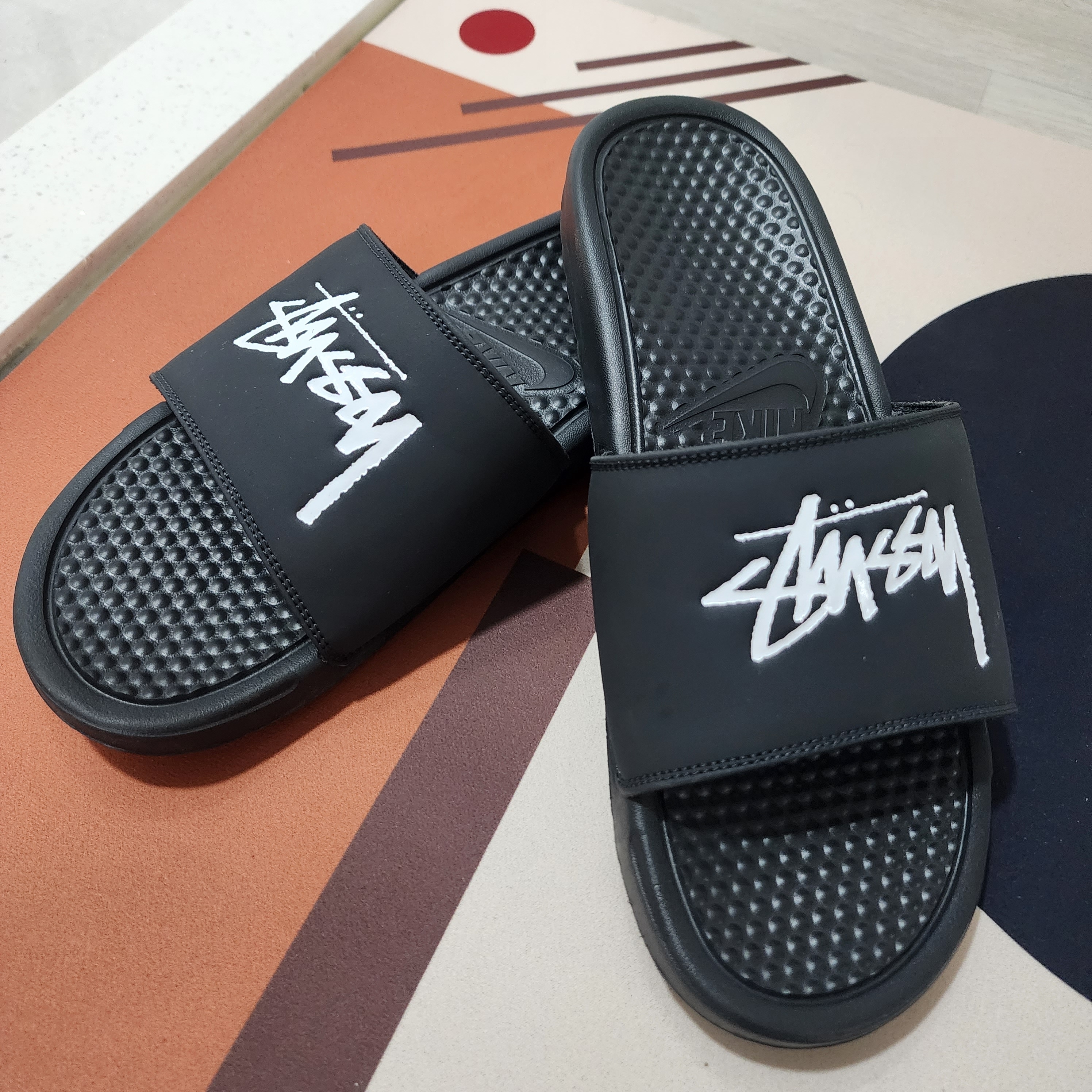 Nike x Stussy Benassi Slide Off Noir 착용 스타일