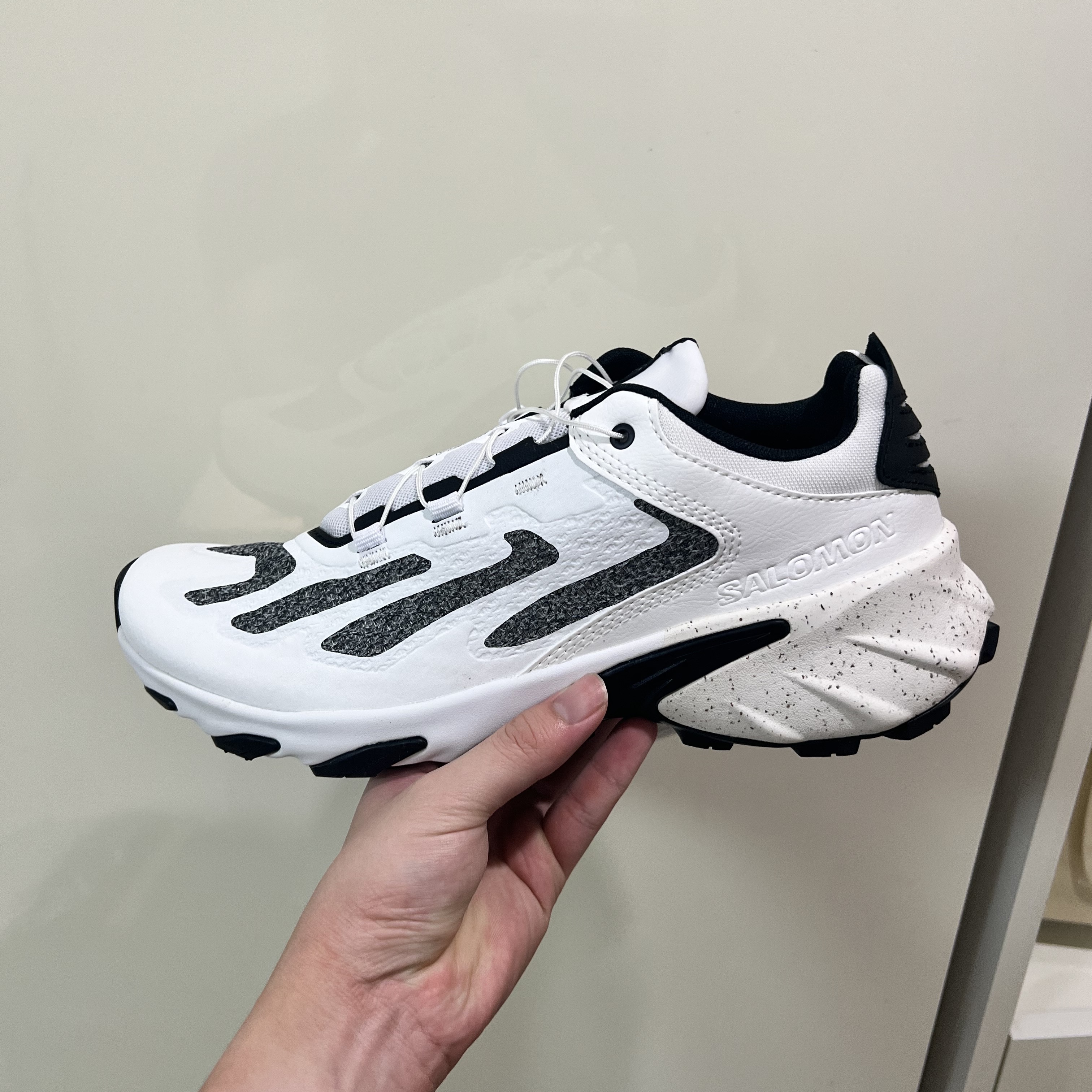 Salomon Speedverse PRG White Vanilla Ice 착용 스타일 - 1