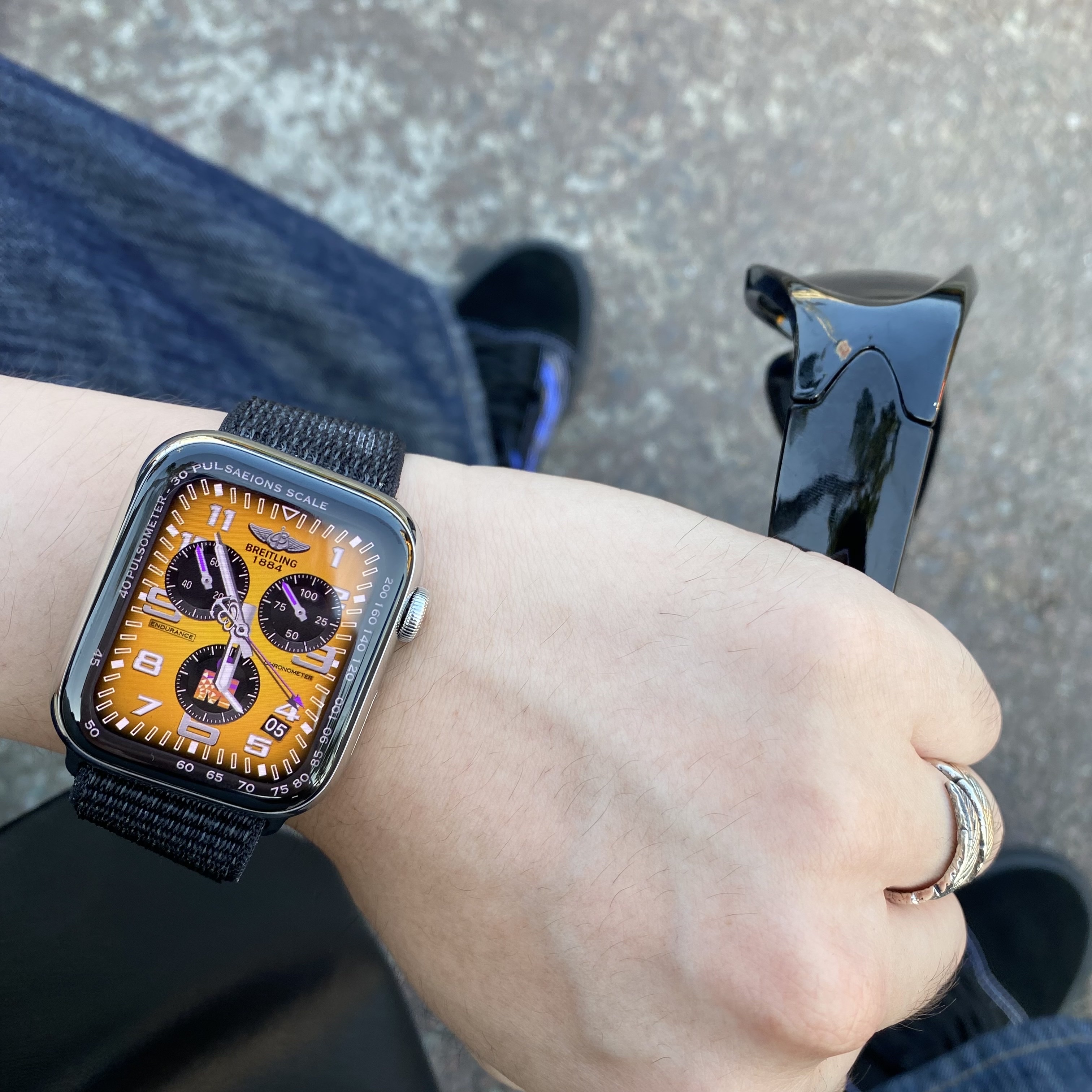 Vans x Breana Geering Skate Old Skool Blue Black, Apple Watch Series 7 45mm Cellular Silver Stainless Steel Case with Sport Band Starlight (Korean Ver.) 착용 스타일 - 3