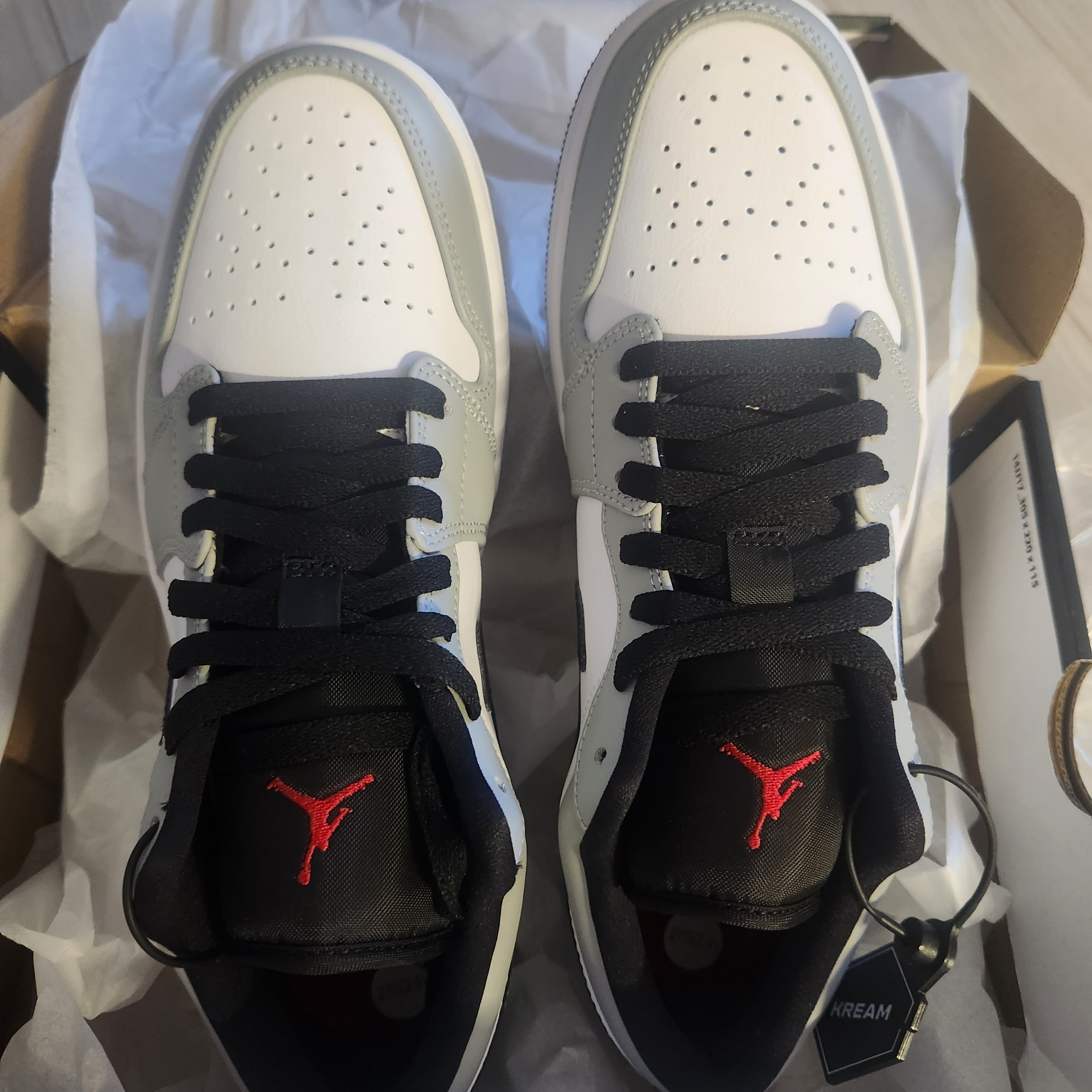 Jordan 1 Low Light Smoke Grey 착용 스타일