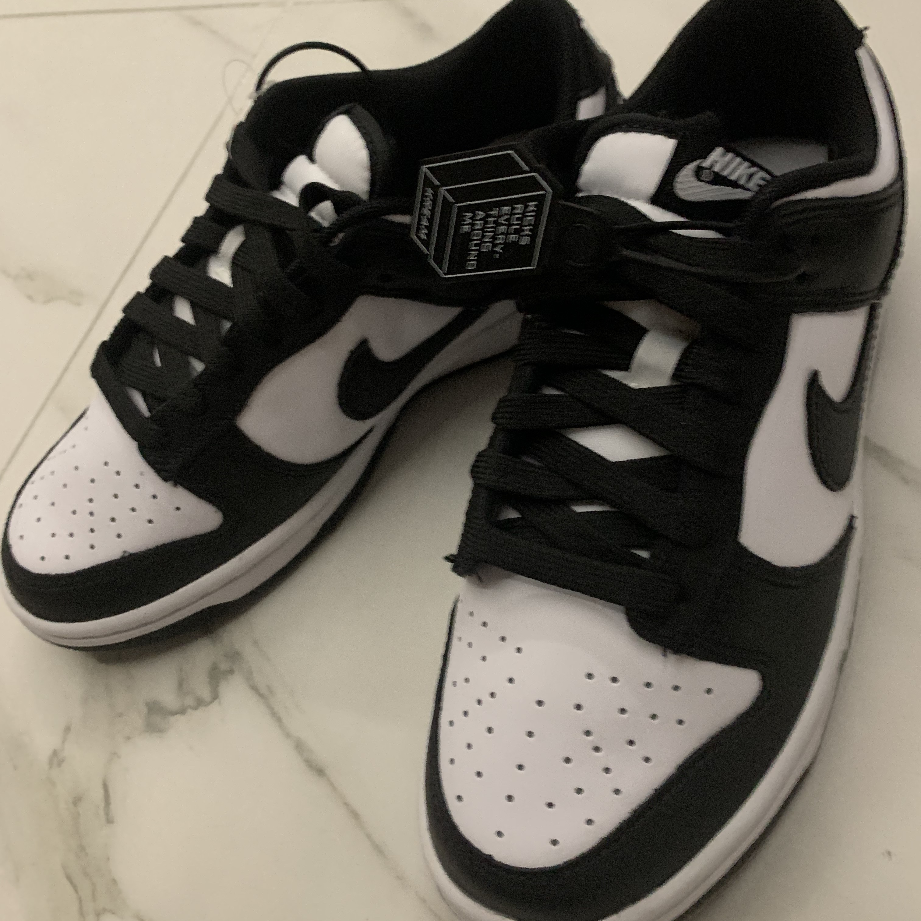 Nike Dunk Low Retro Black 착용 스타일 - 1