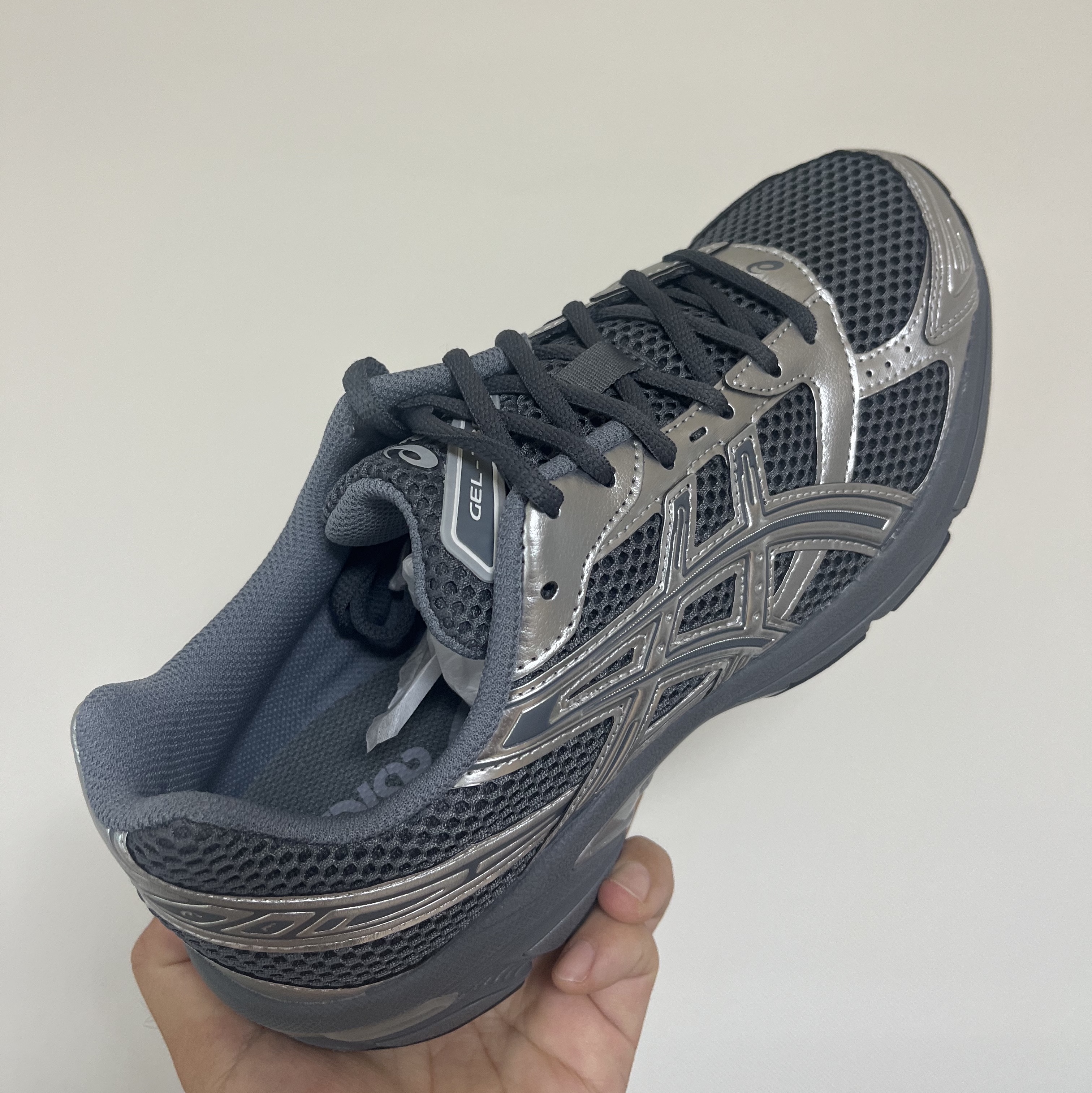 Asics Gel-1130 Steel Grey Pure Silver 착용 스타일 - 2