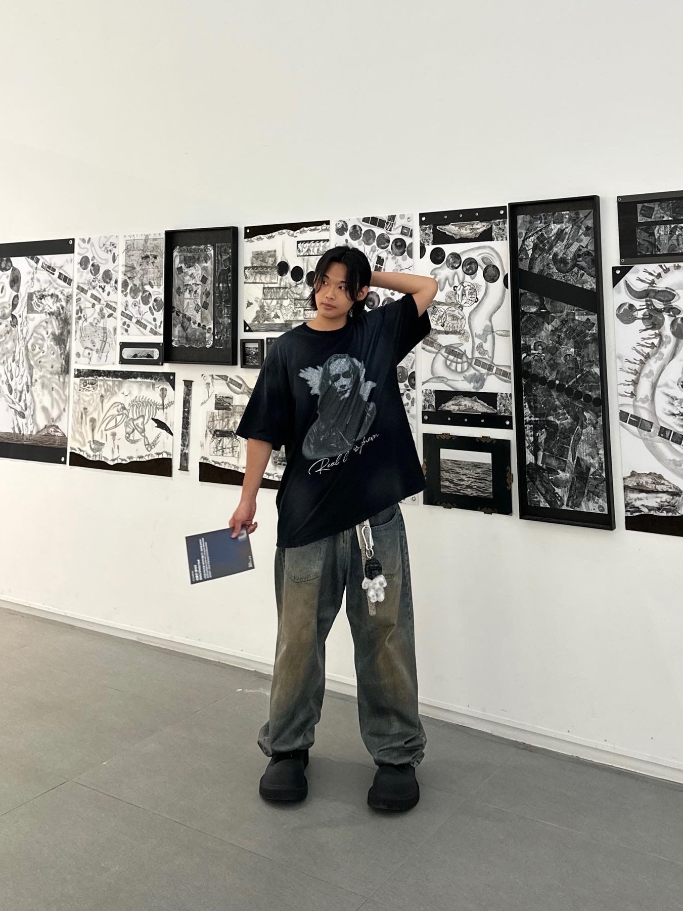 Project G/R Crow Worldtour T-Shirt Washed Black, Arc'teryx Index 15 Backpack Black 착용 스타일 - 3