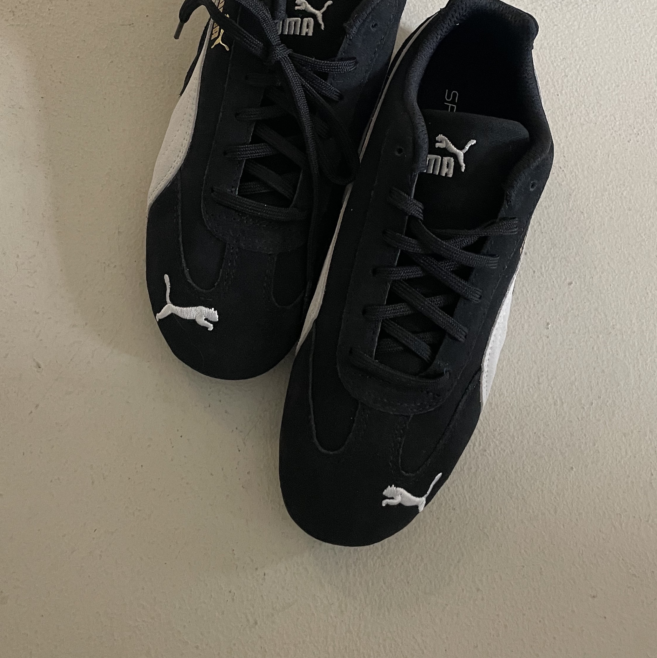 Puma Speedcat LS Black White 착용 스타일