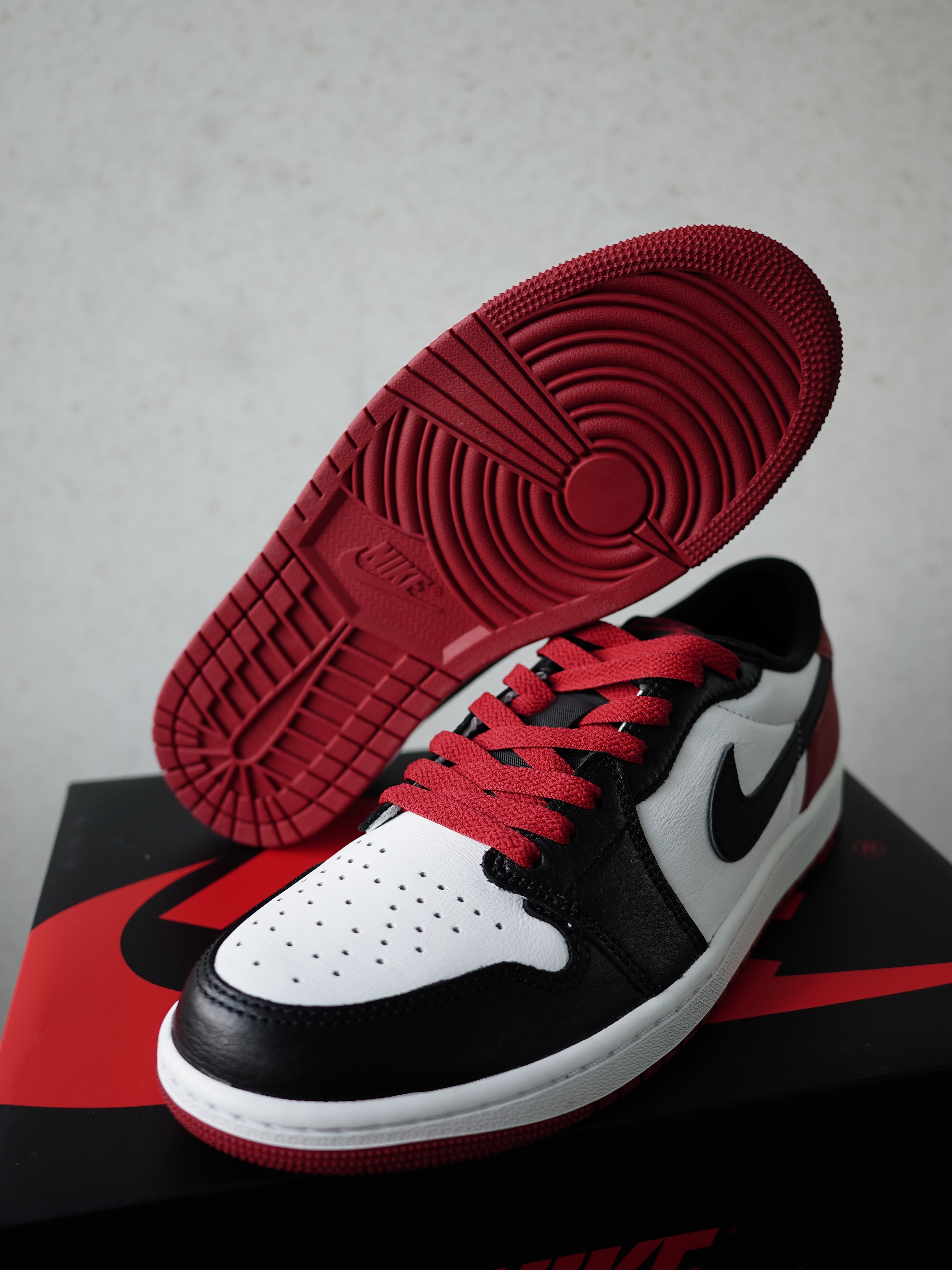 Jordan 1 Retro Low OG Black Toe 착용 스타일 - 3