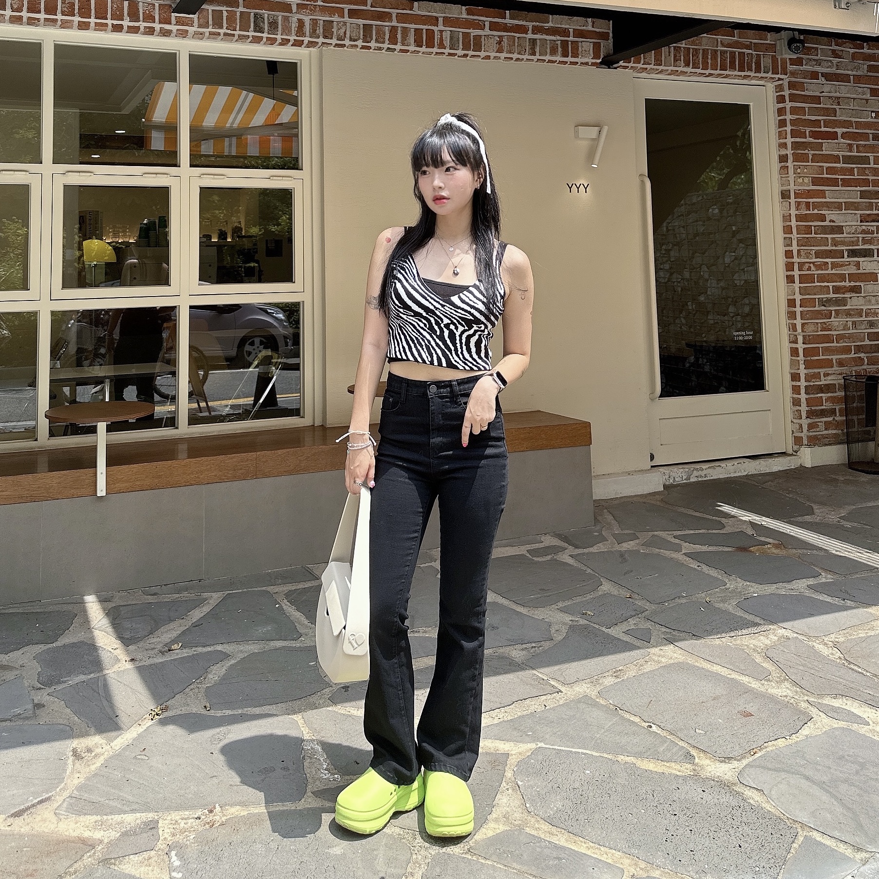 (W) Adidas Adifom Stan Smith Mule Lucid Lemon 착용 스타일 - 1