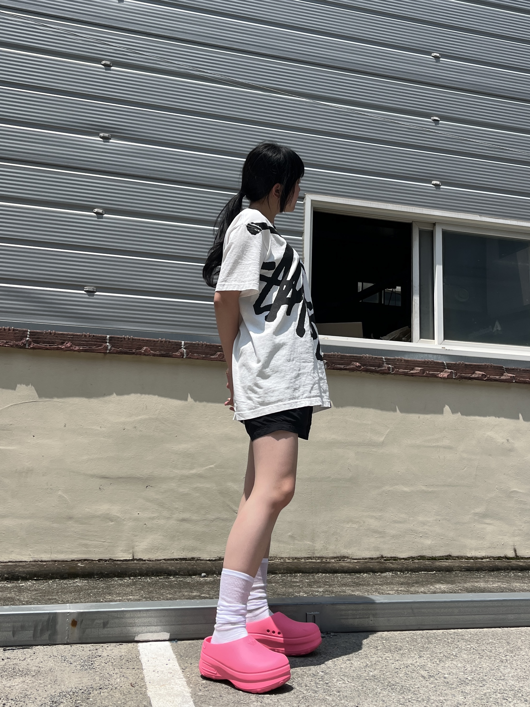 (W) Adidas Adifom Stan Smith Mule Lucid Pink, Stussy Big Basic Pigment Dyed T-Shirt Natural Red 착용 스타일 - 1
