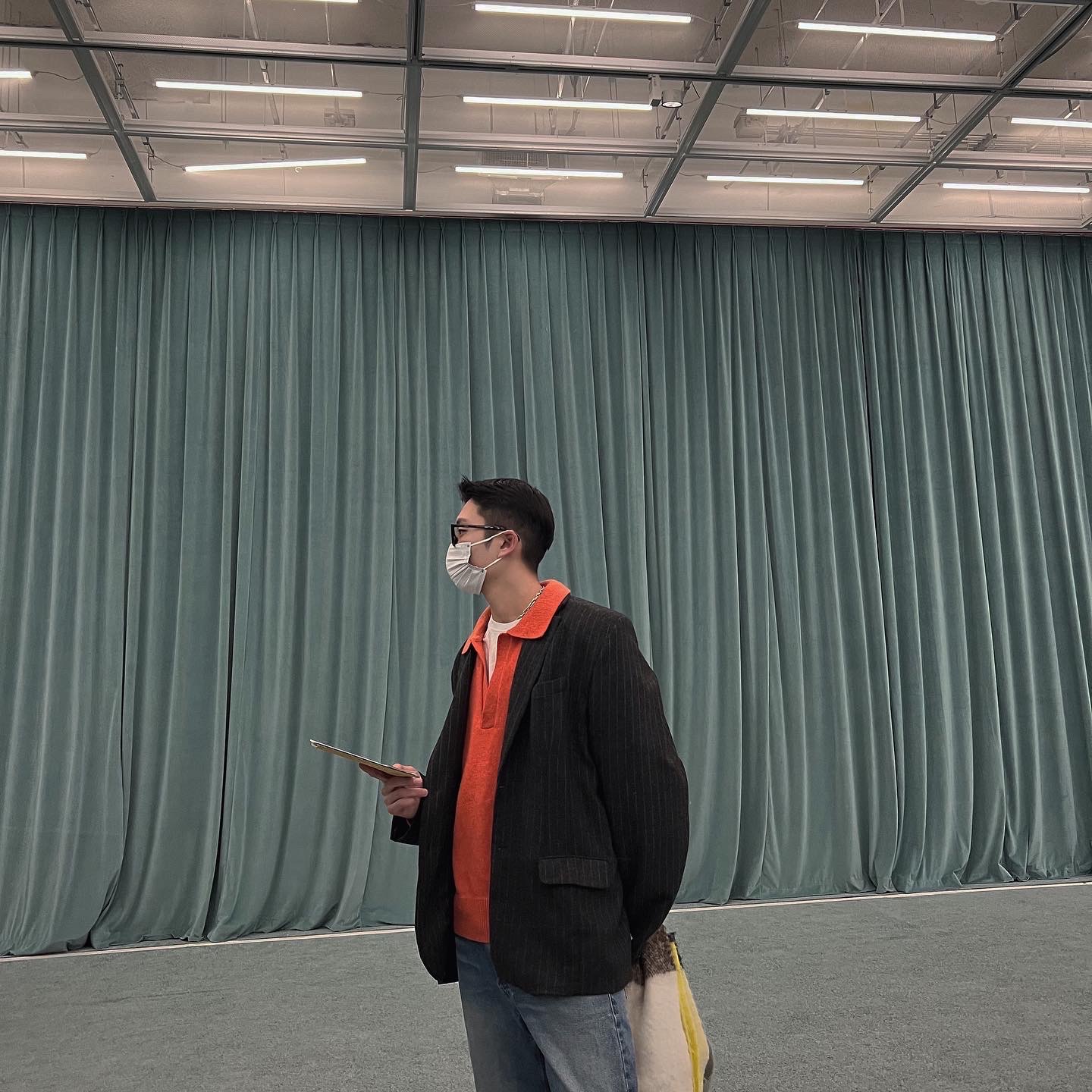 Zara x Ader Error Striped Oversize Blazer Grey, Nike x Peaceminusone Air Force 1 Low Para-Noise 2.0 착용 스타일 - 2