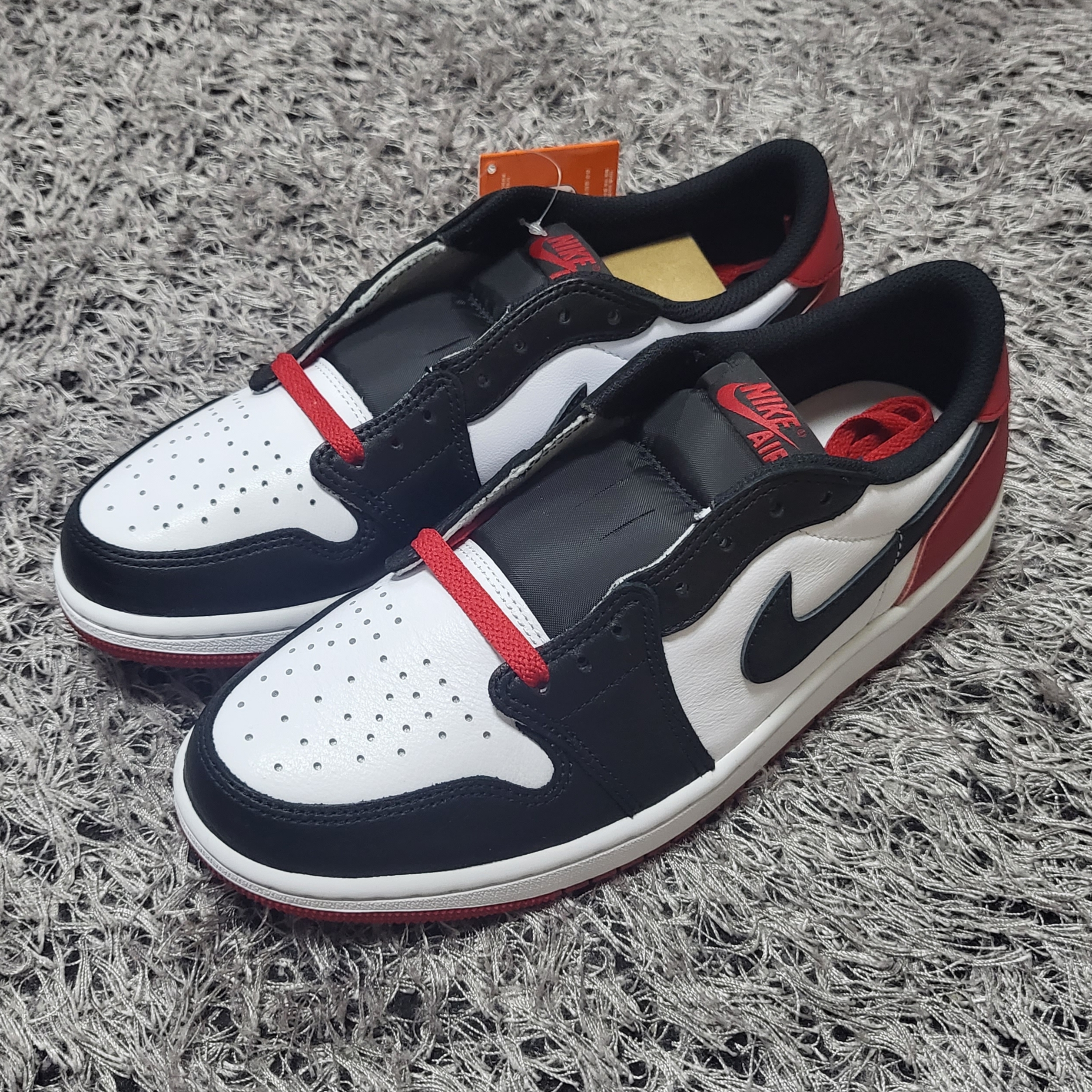 Jordan 1 Retro Low OG Black Toe 착용 스타일