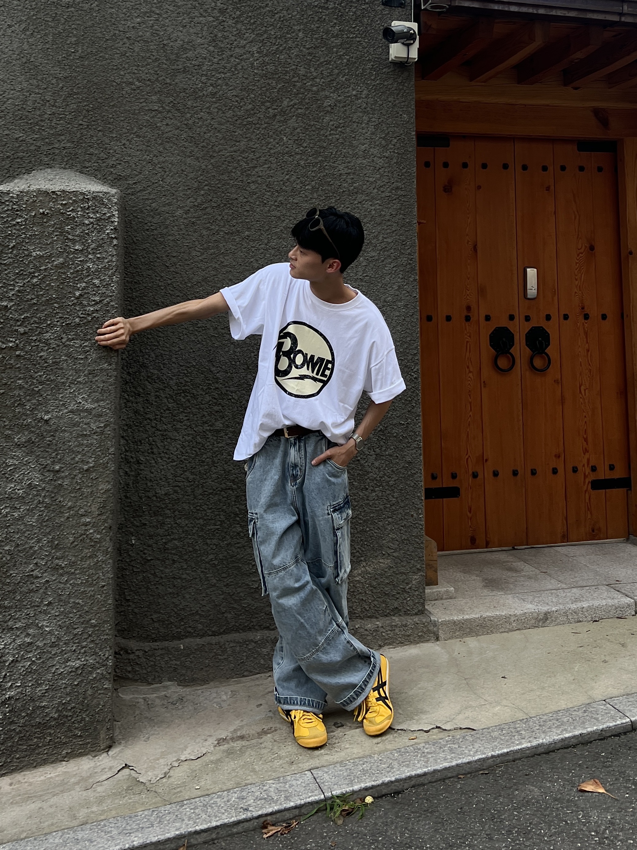 Onitsuka Tiger Mexico 66 Yellow Black 착용 스타일