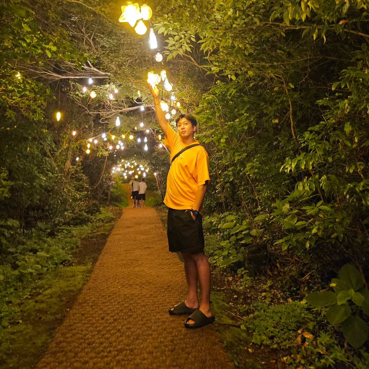 Nike x Kim Jones Oversized T-Shirt Circuit Orange - US/EU, Nike NRG ACG Trail Shorts Black Dark Smoke Grey - Asia 착용 스타일 - 1