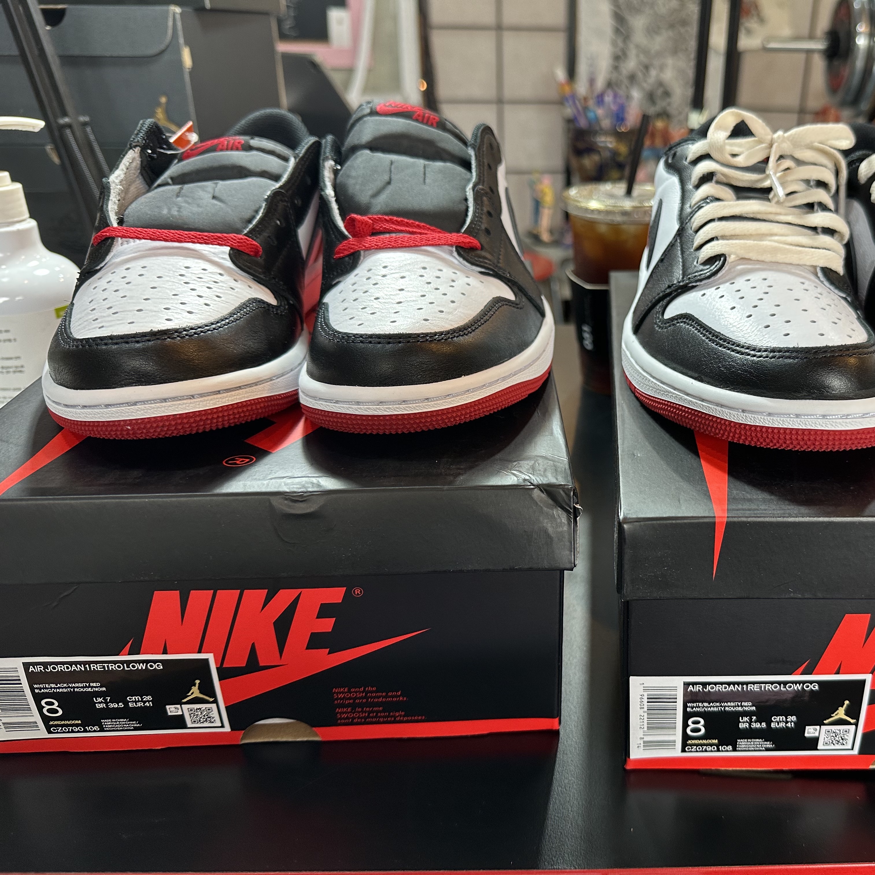 Jordan 1 Retro Low OG Black Toe 착용 스타일 - 1