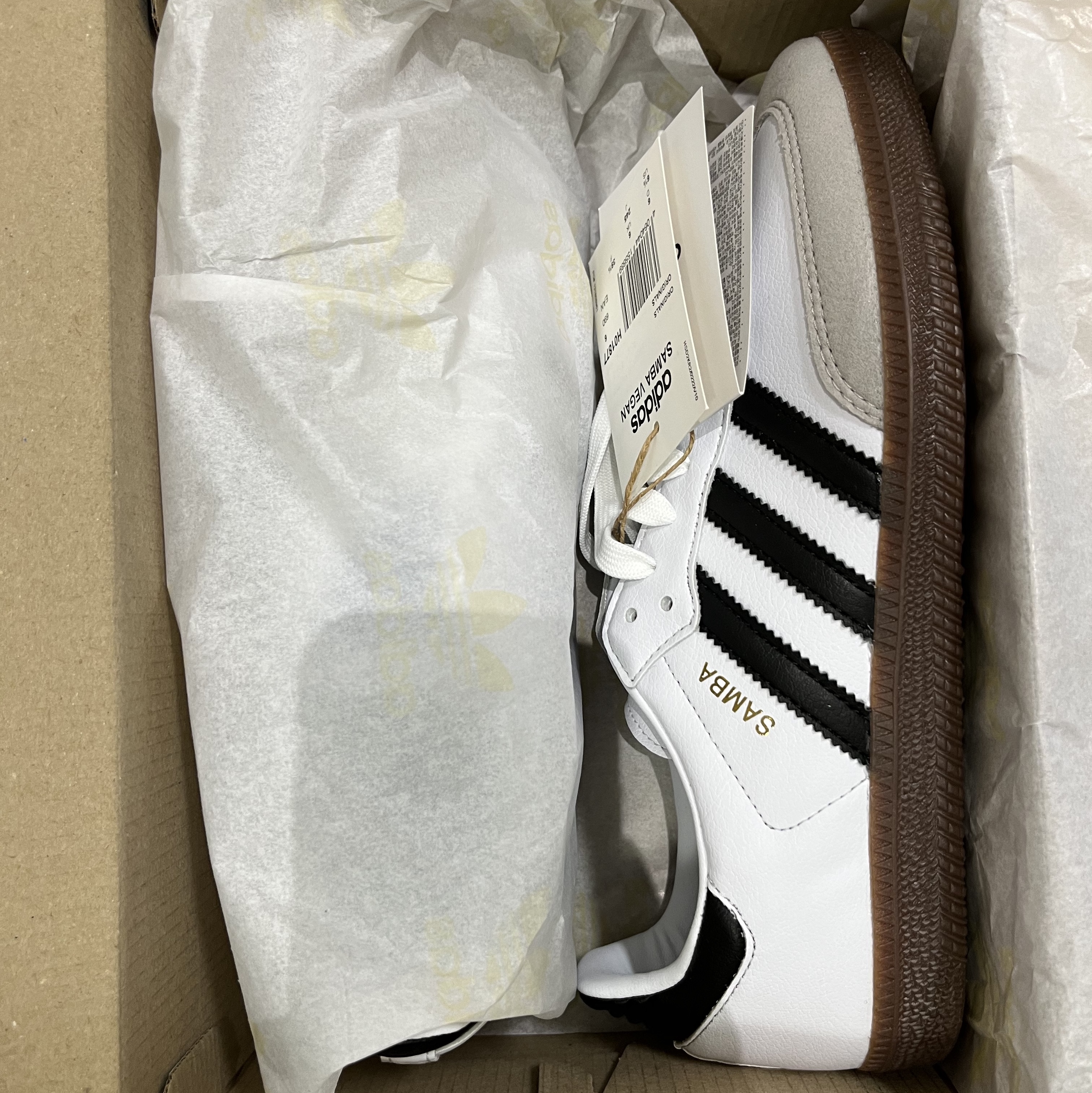 Adidas Samba Vegan White Black 착용 스타일
