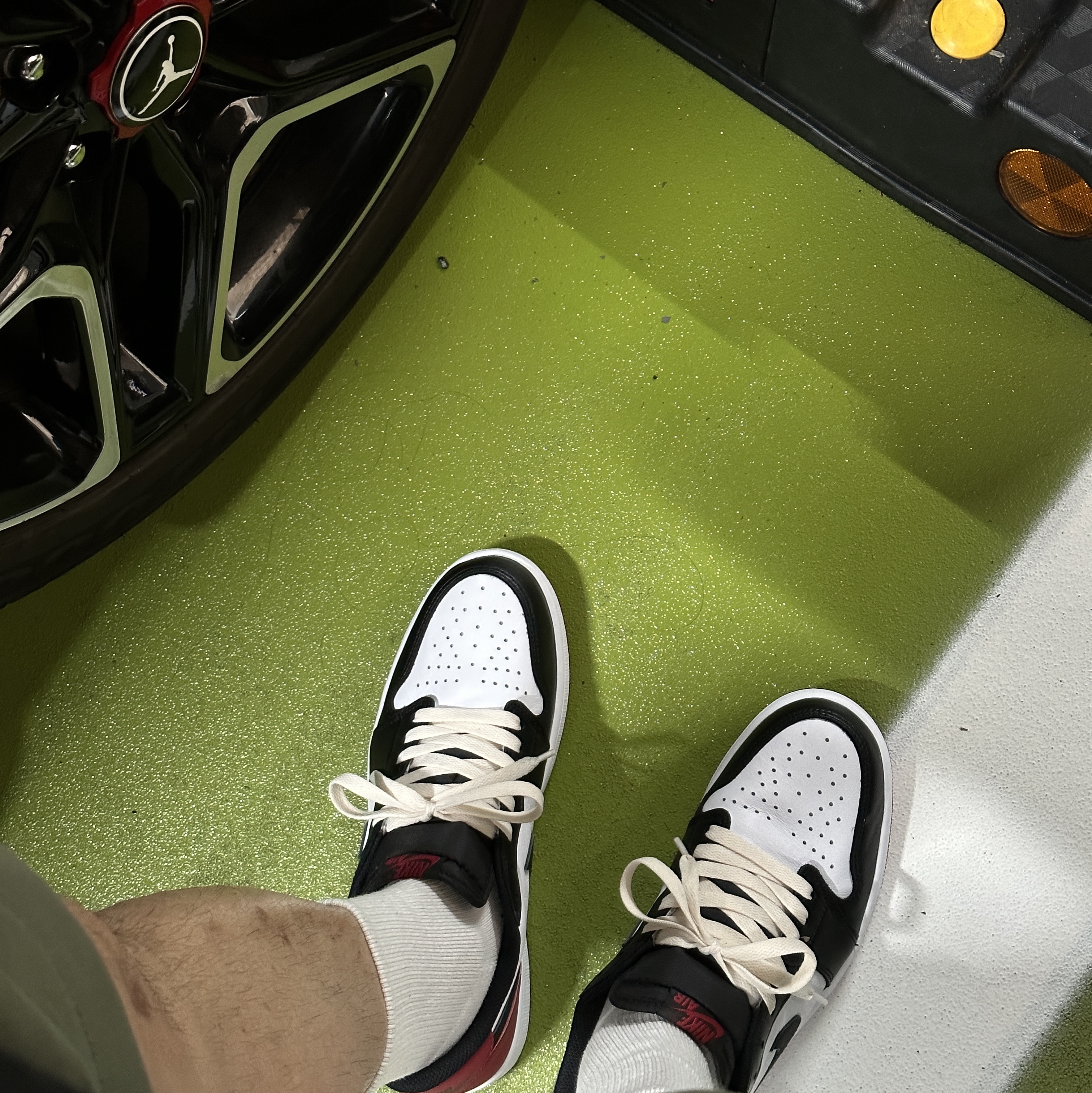 Jordan 1 Retro Low OG Black Toe 착용 스타일