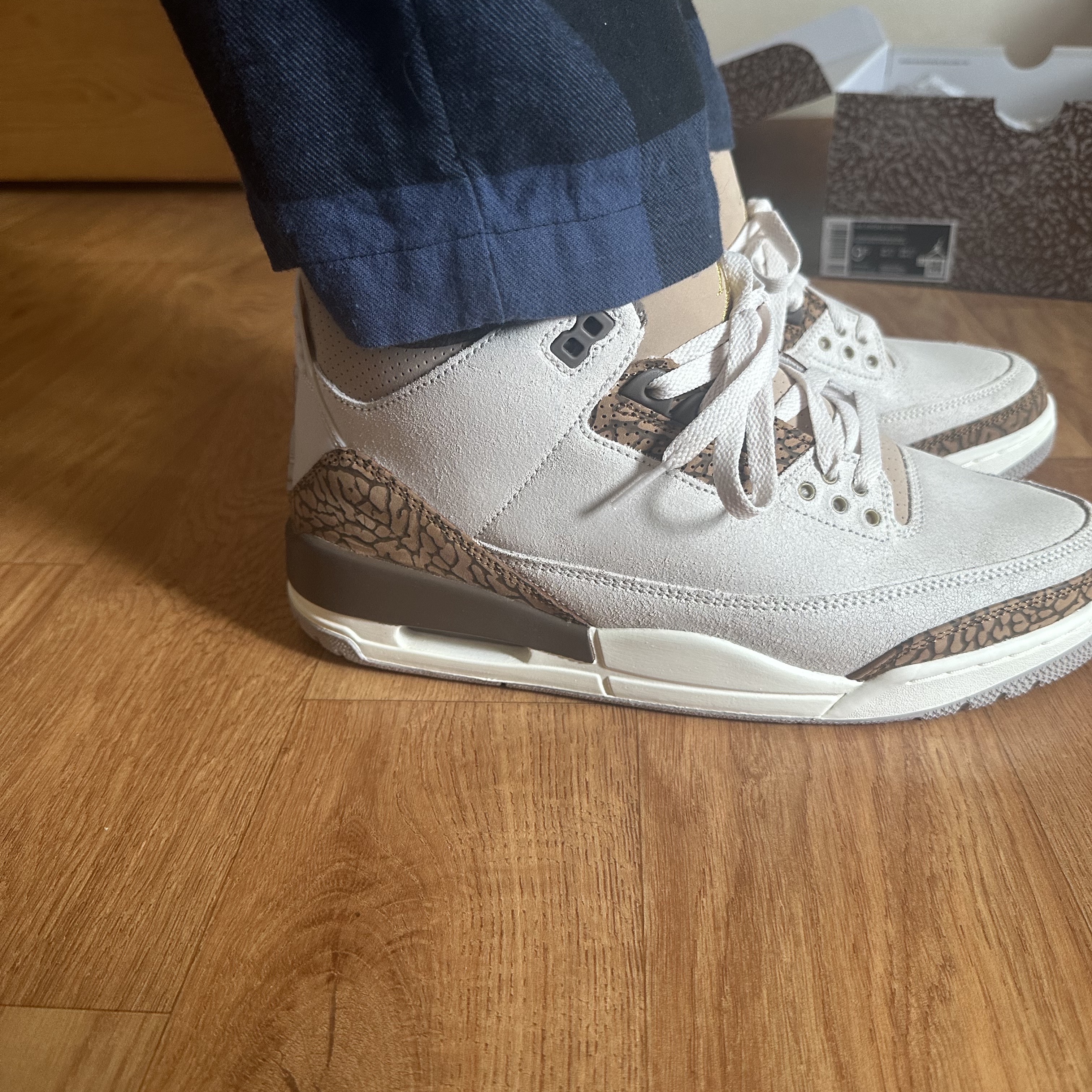 Jordan 3 Retro Orewood Brown 착용 스타일 - 1