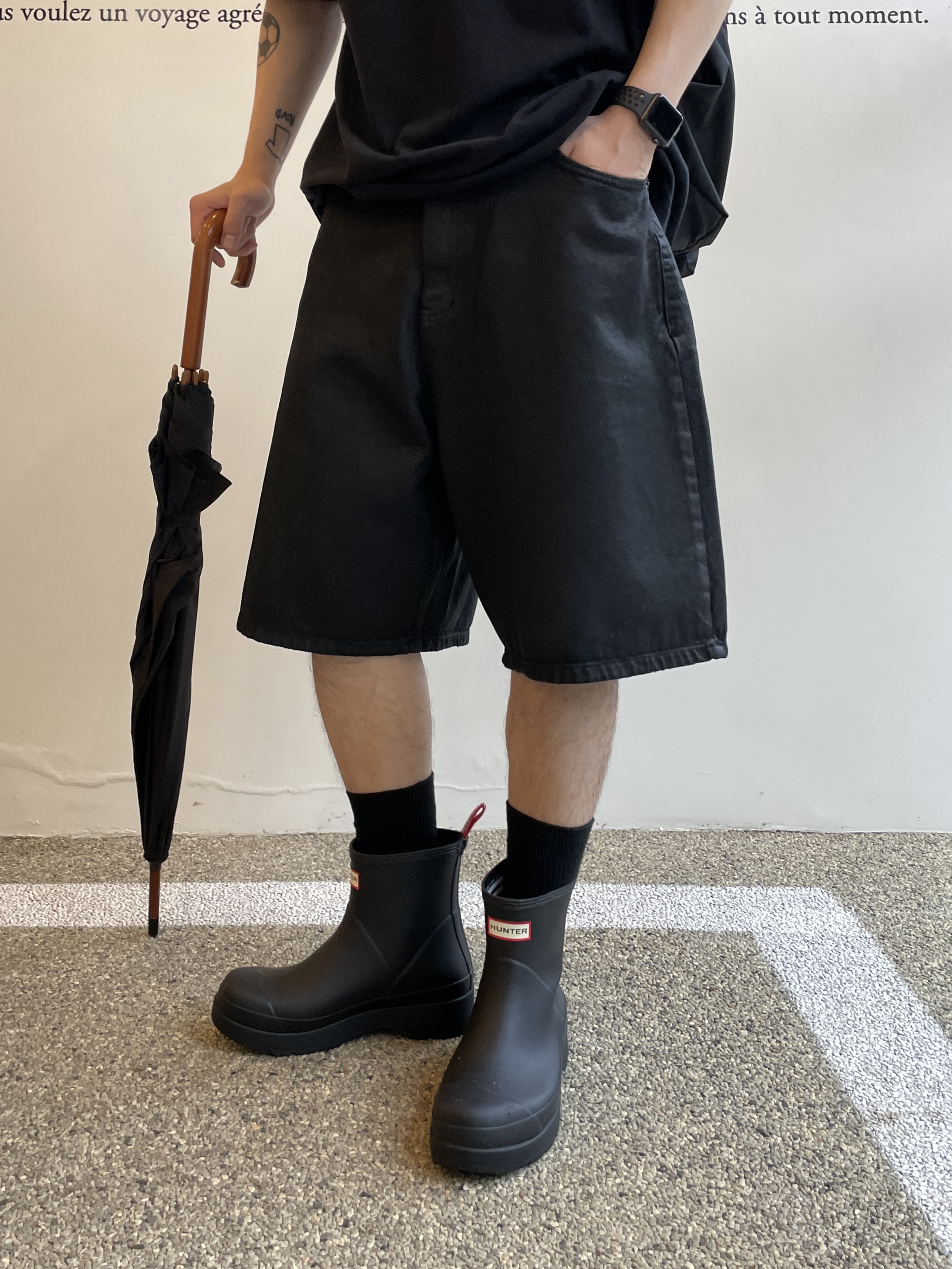 Hunter Play Short Wellington Boots Black 착용 스타일 - 3