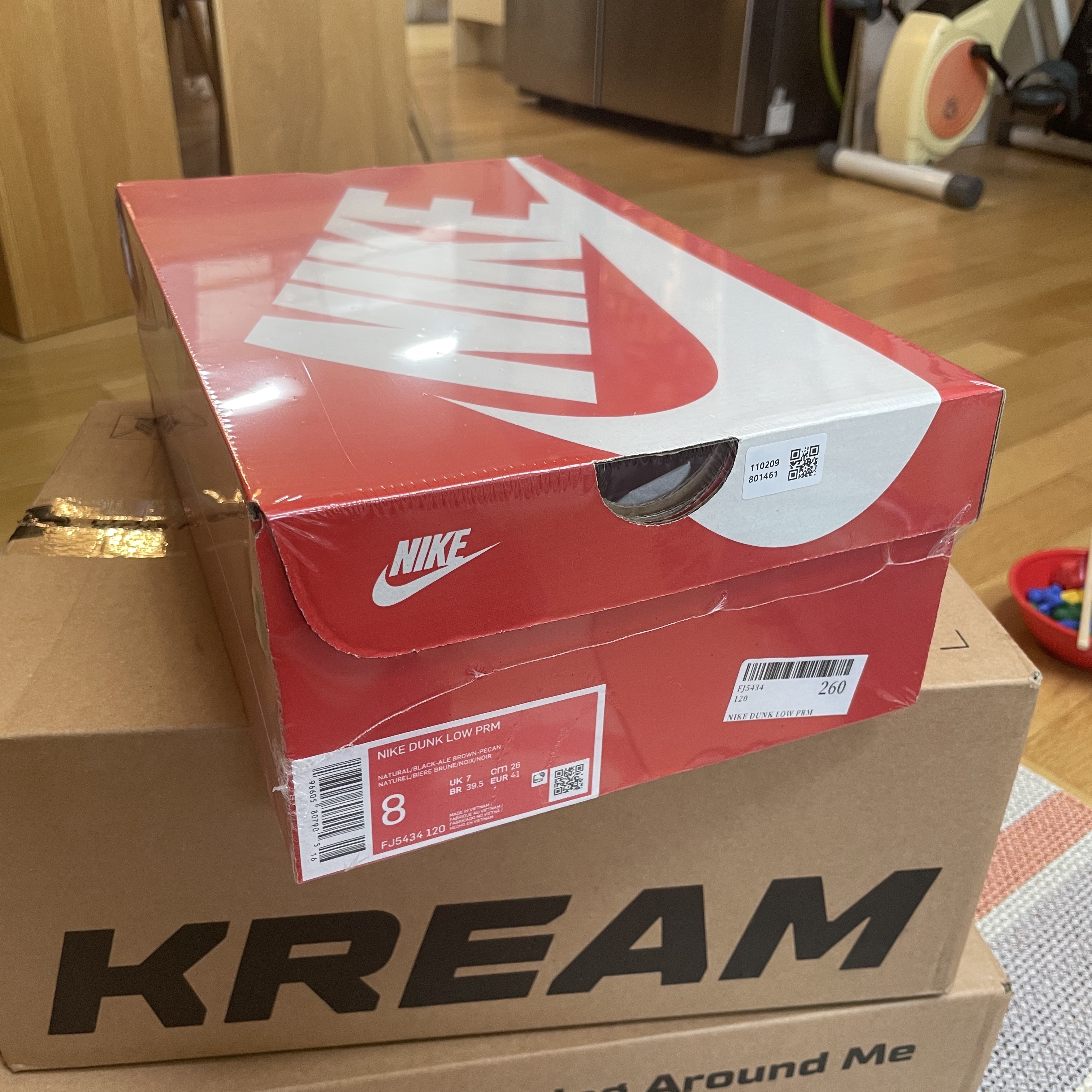Nike Dunk Low PRM Head to Head 착용 스타일