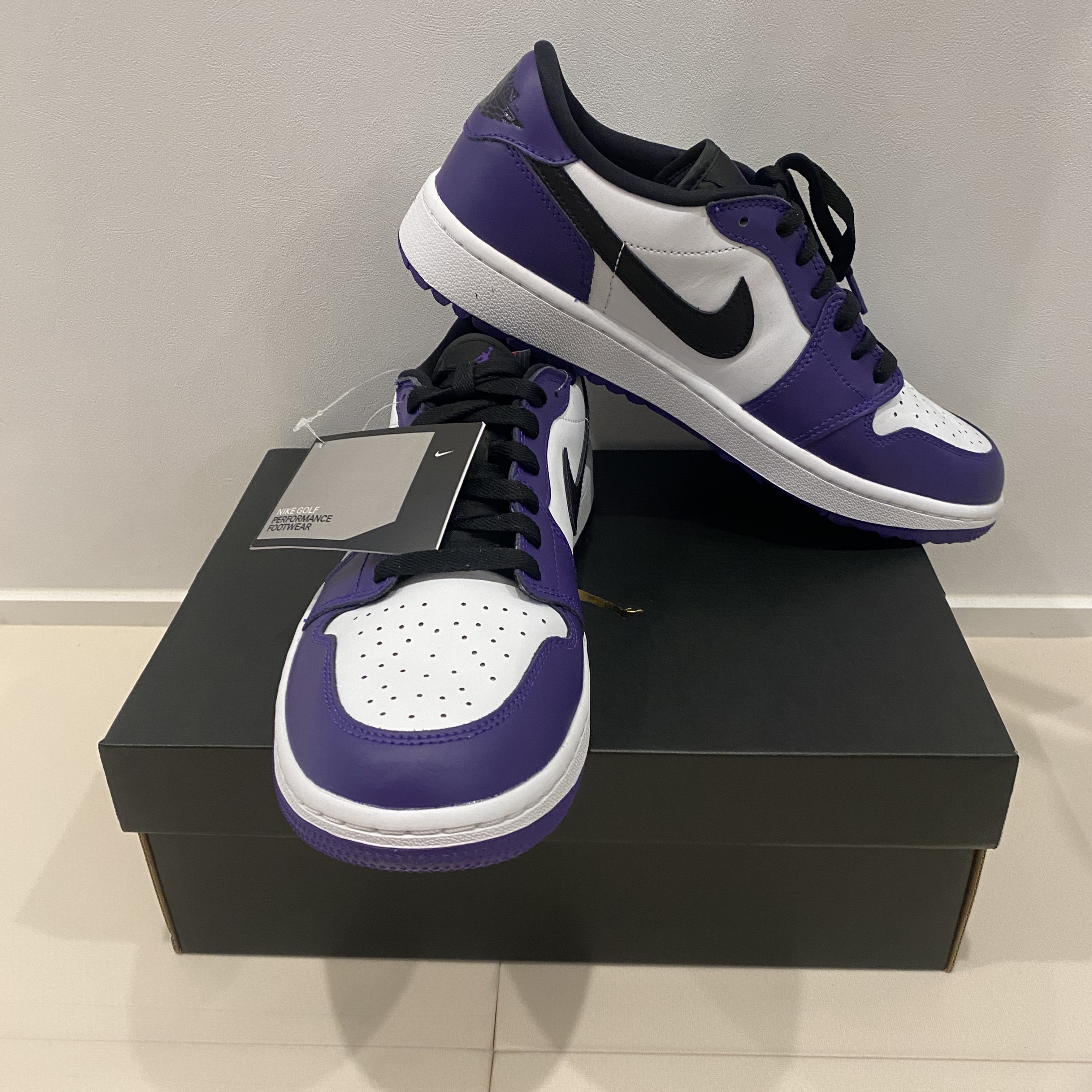 Jordan 1 Low Golf Court Purple 착용 스타일 - 2