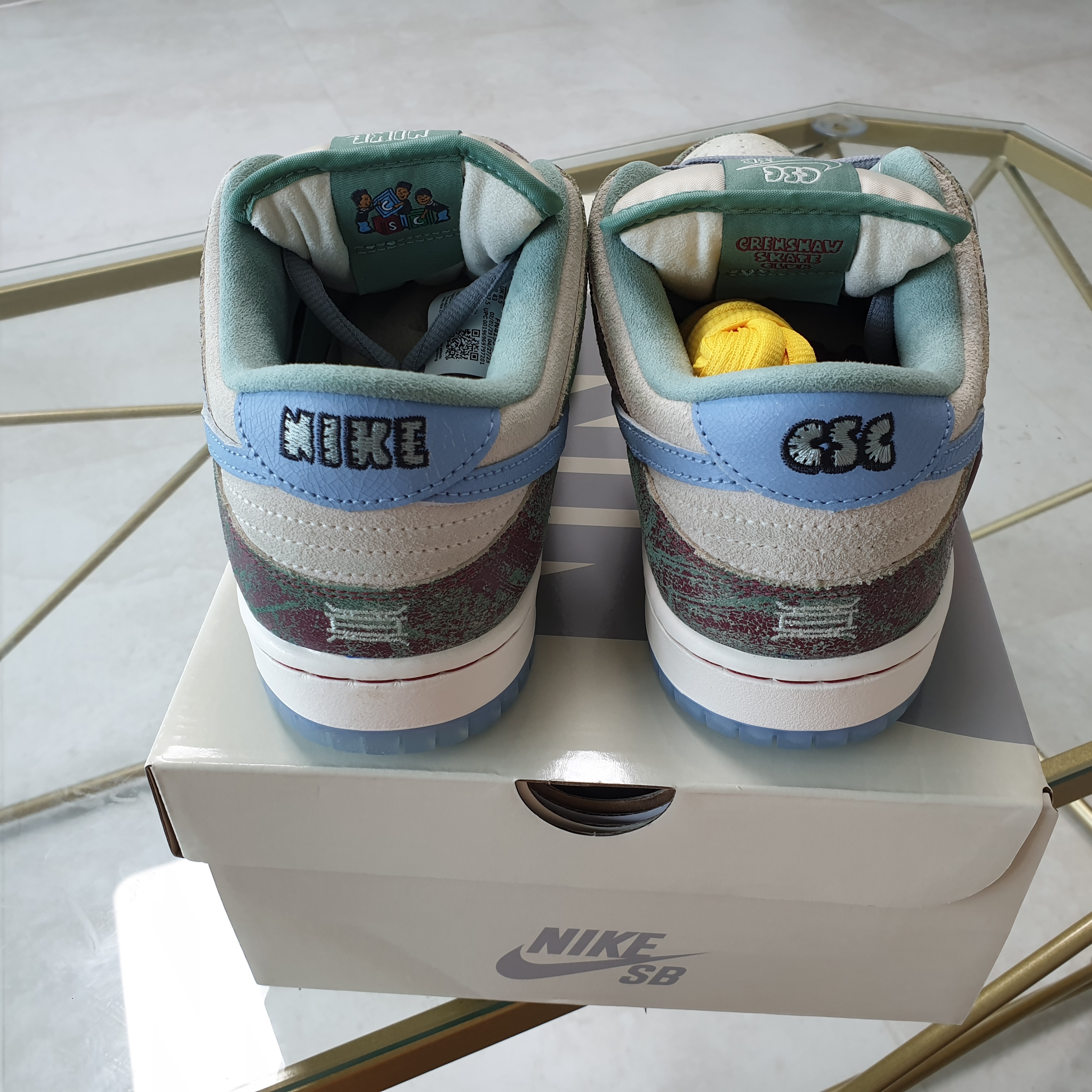 Nike x Crenshaw Skate Club SB Dunk Low Sail Light Blue Cedar 착용 스타일 - 2