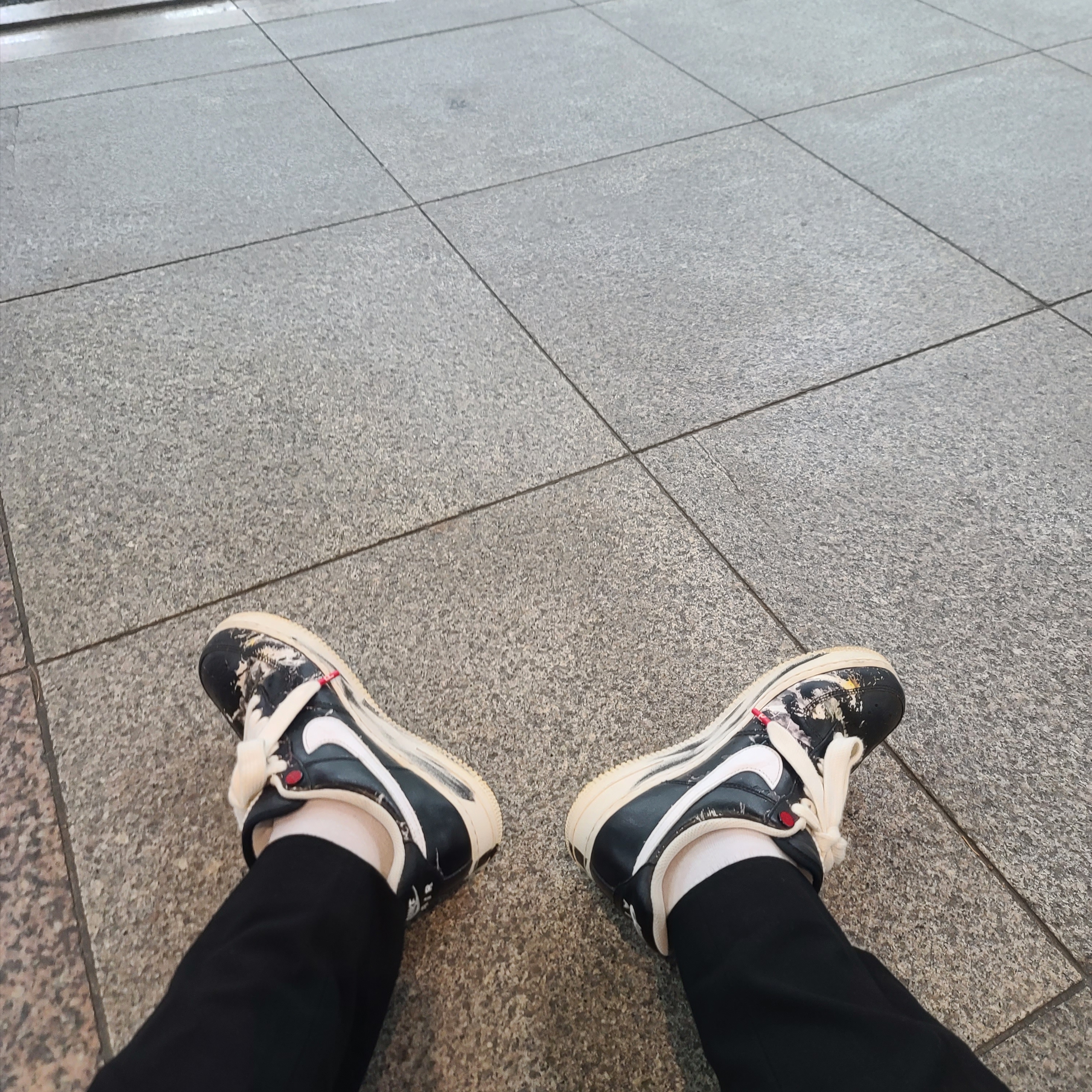 Nike x Peaceminusone Air Force 1 Low Para-Noise 착용 스타일