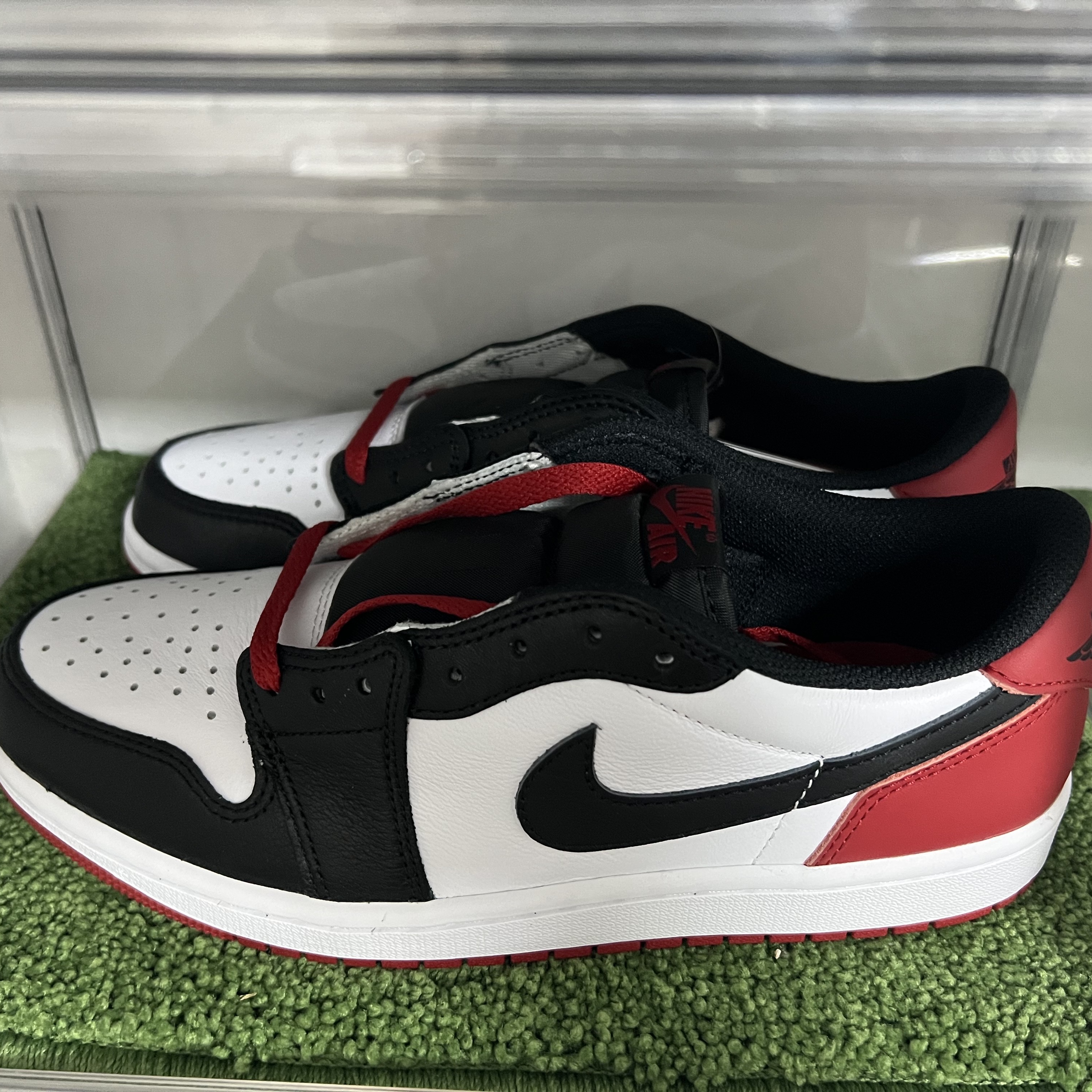 Jordan 1 Retro Low OG Black Toe 착용 스타일