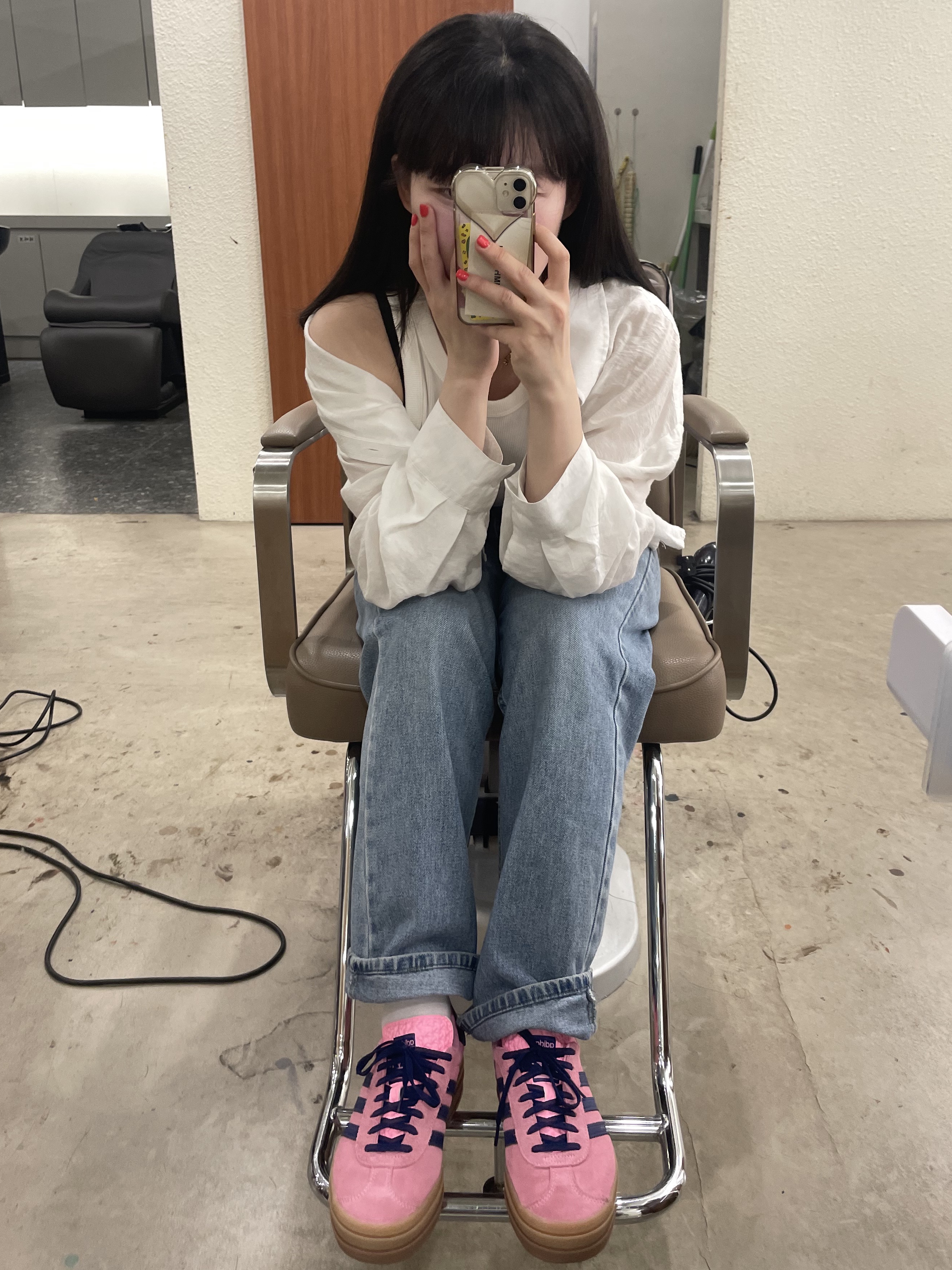 (W) Adidas Gazelle Bold Pink Glow Victory Blue 착용 스타일