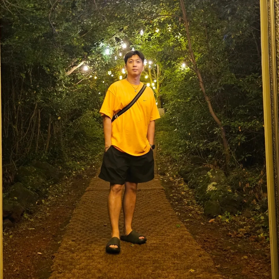 Nike x Kim Jones Oversized T-Shirt Circuit Orange - US/EU, Nike NRG ACG Trail Shorts Black Dark Smoke Grey - Asia 착용 스타일 - 2