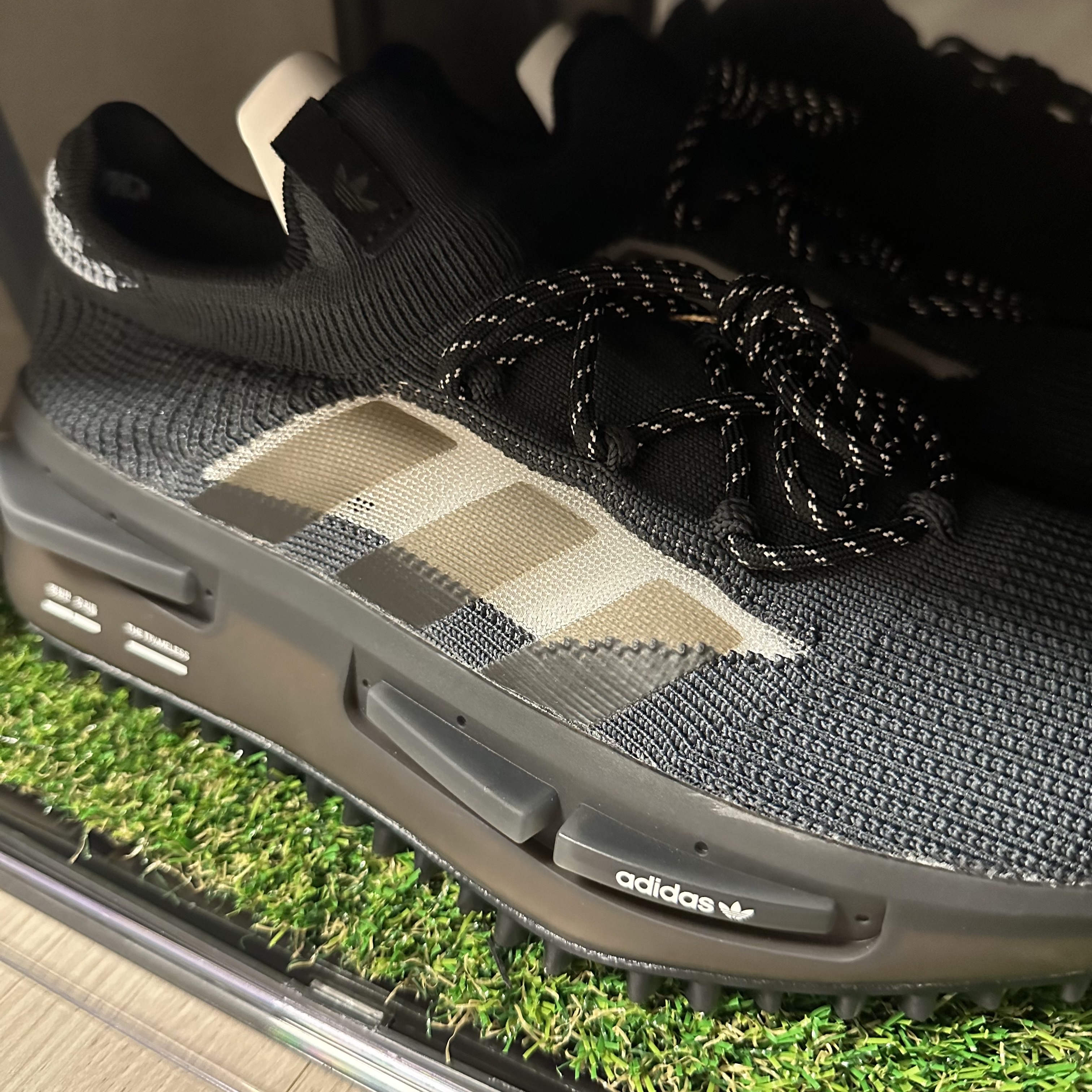 Adidas x Bajowoo NMD S1 Carbon Core Black 착용 스타일 - 1