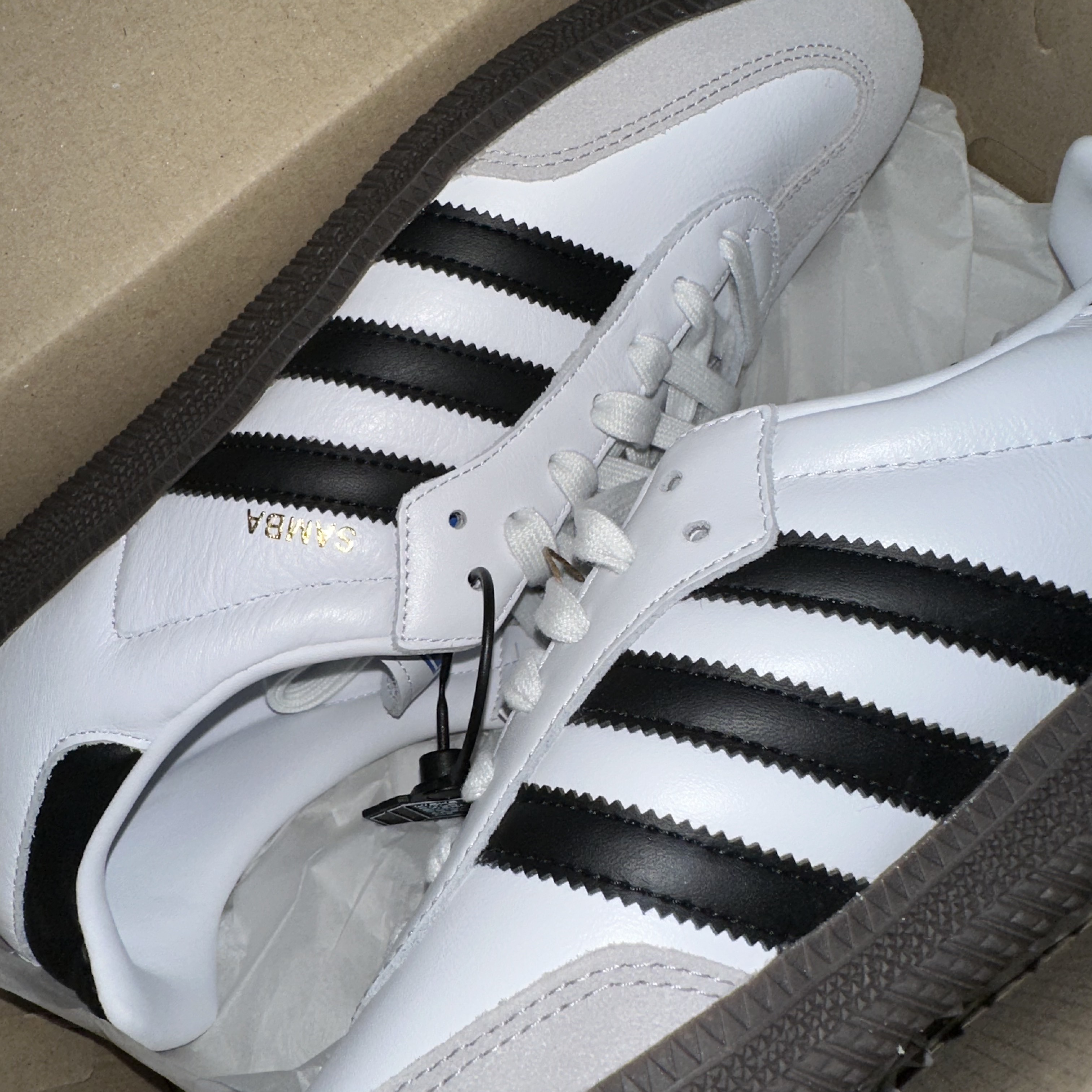 Adidas Samba OG Cloud White 착용 스타일