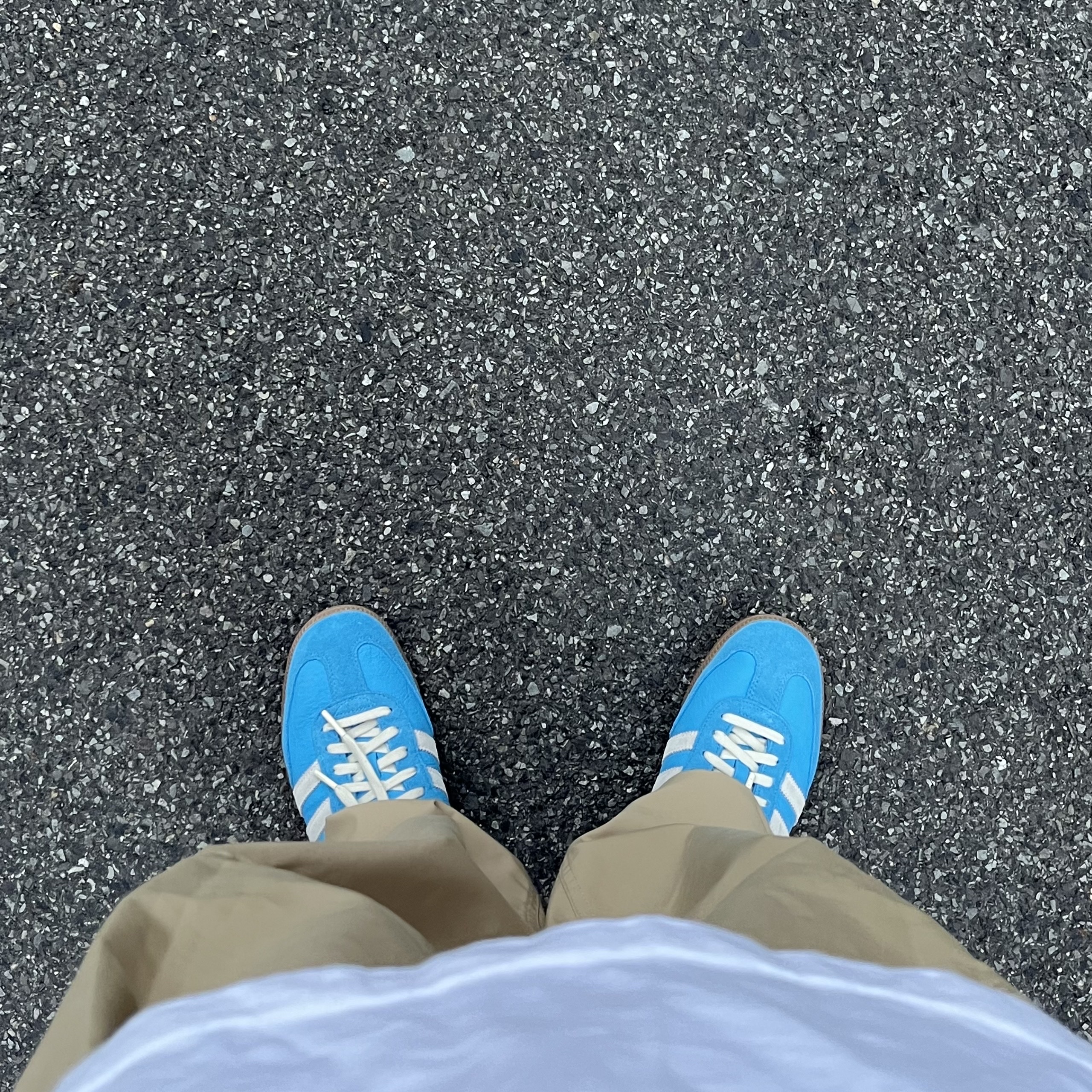 Adidas x Sporty & Rich Samba Blue Rush Cream White 착용 스타일