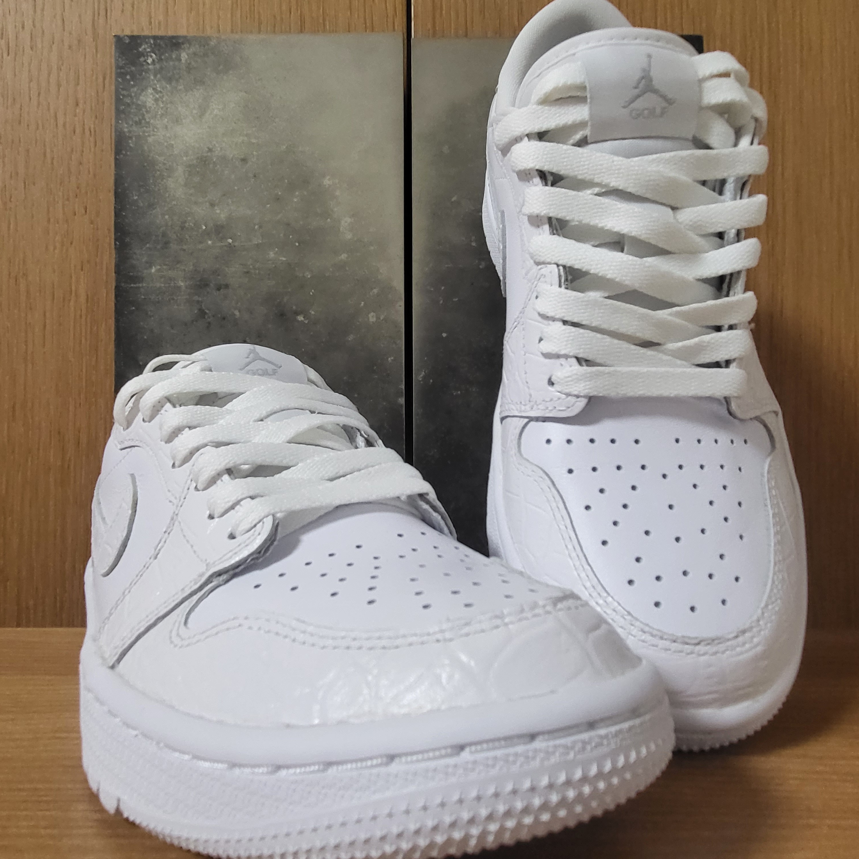 Jordan 1 Low Golf Pure Platinum 착용 스타일 - 4