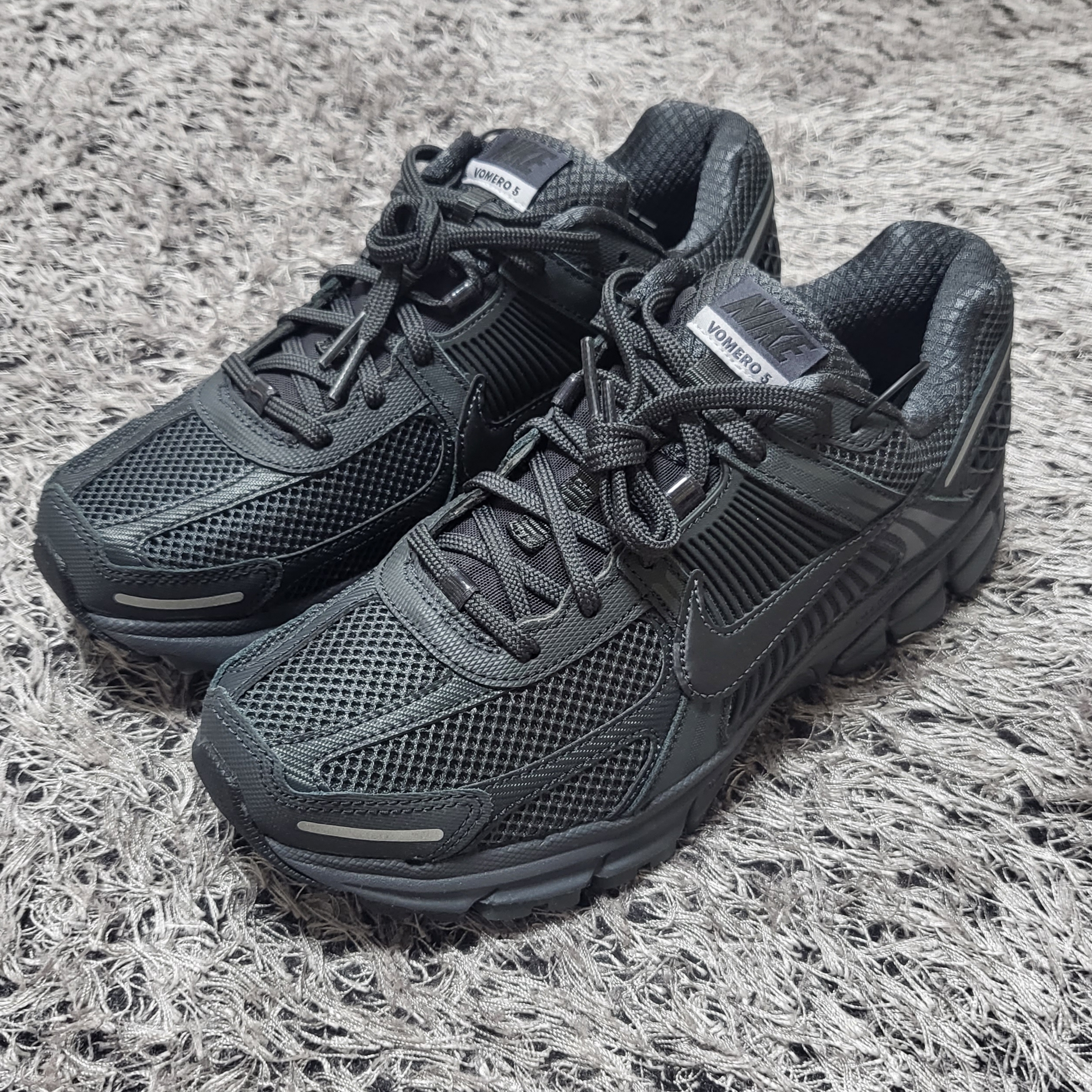 Nike Zoom Vomero 5 SP Anthracite 2023 착용 스타일