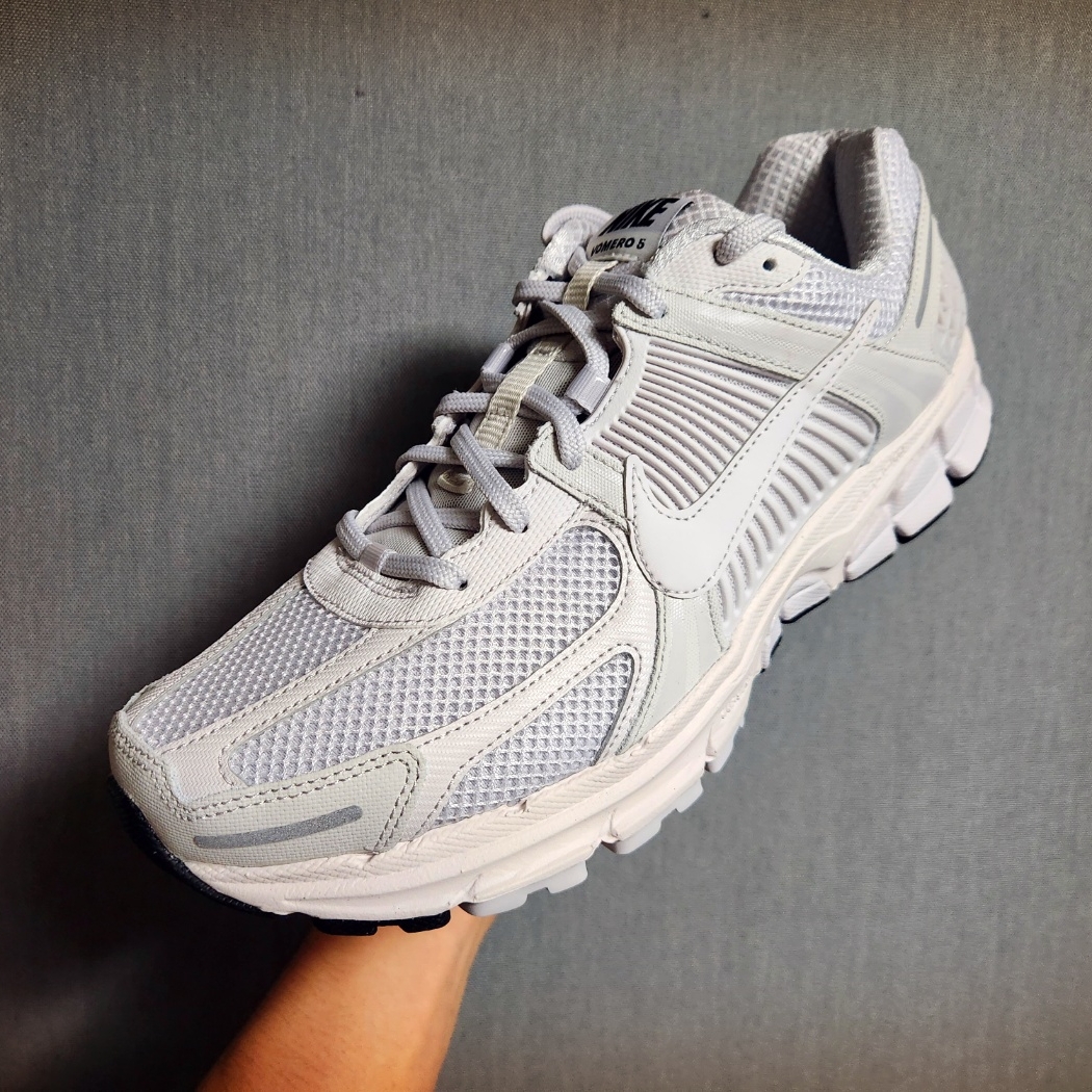 Nike Zoom Vomero 5 SP Vast Grey 2023 착용 스타일 - 1