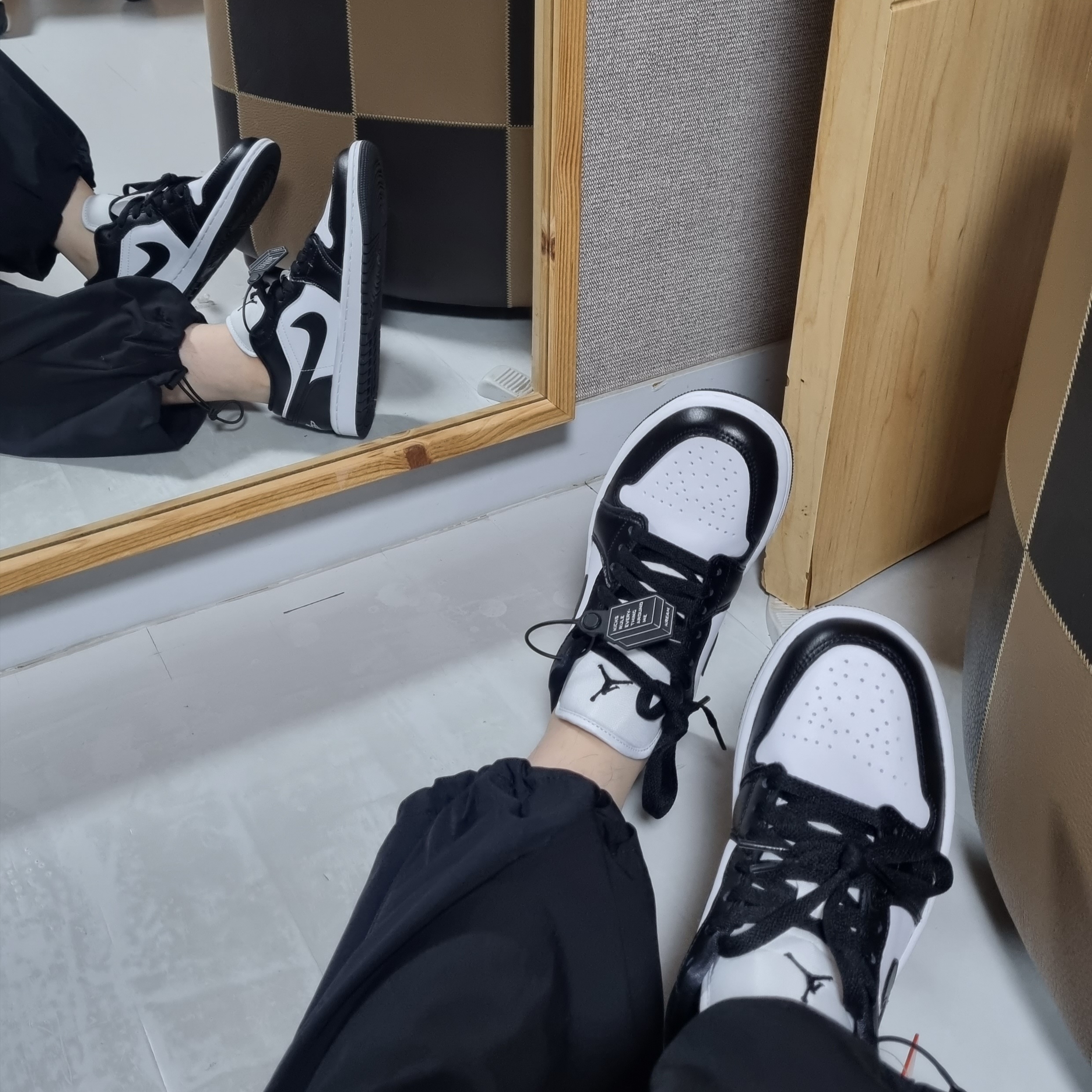 (W) Jordan 1 Low Black and White 착용 스타일 - 2