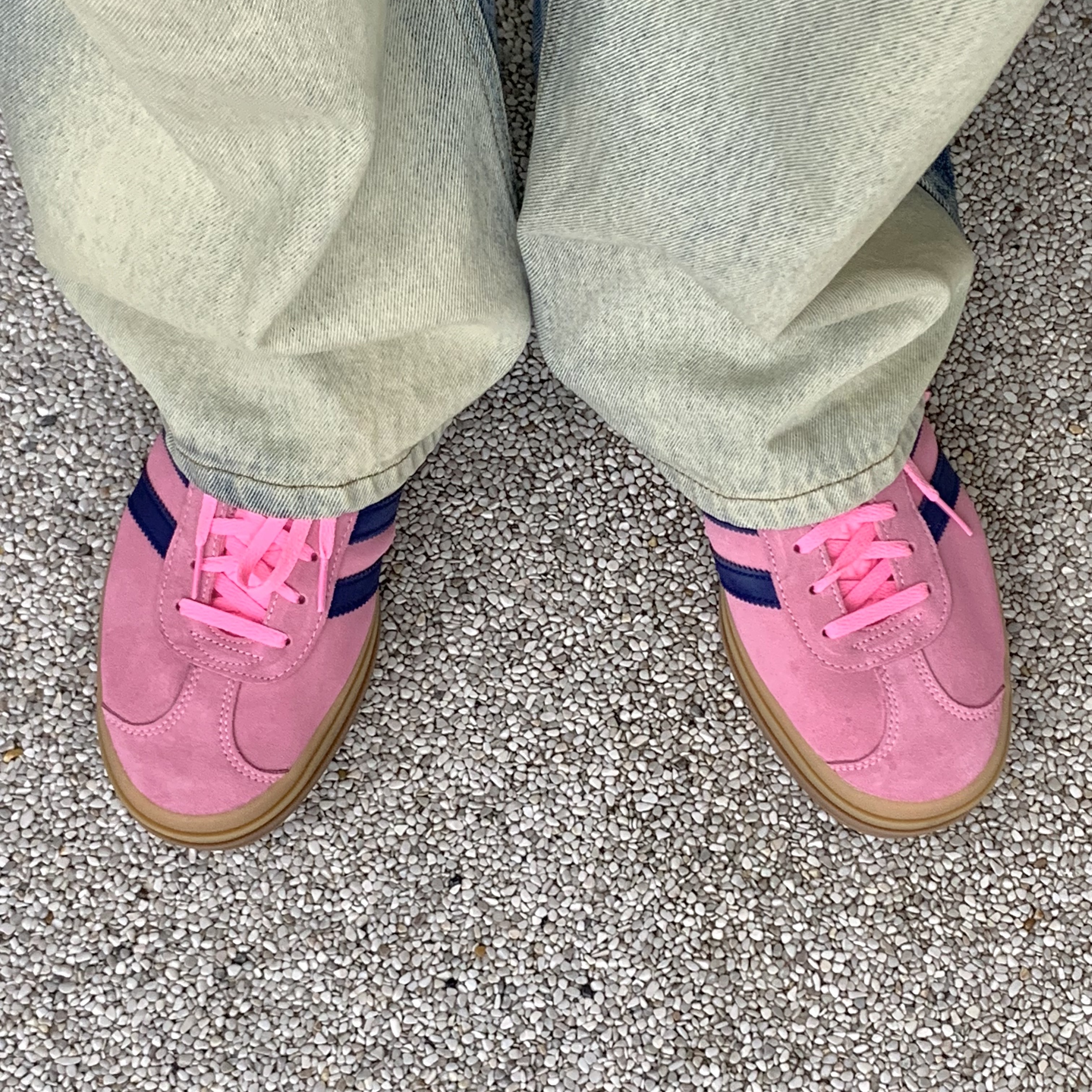 (W) Adidas Gazelle Bold Pink Glow Victory Blue 착용 스타일 - 5