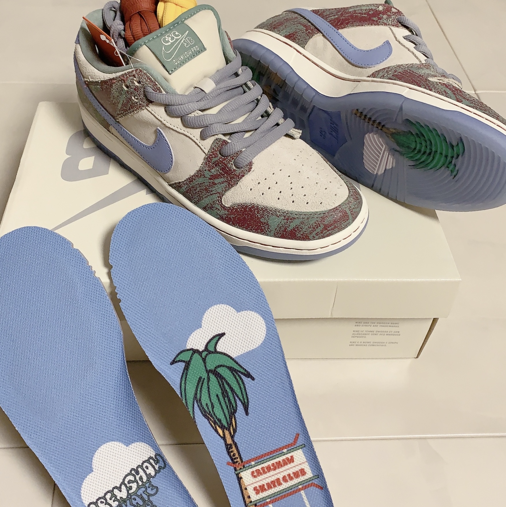 Nike x Crenshaw Skate Club SB Dunk Low Sail Light Blue Cedar 착용 스타일 - 1